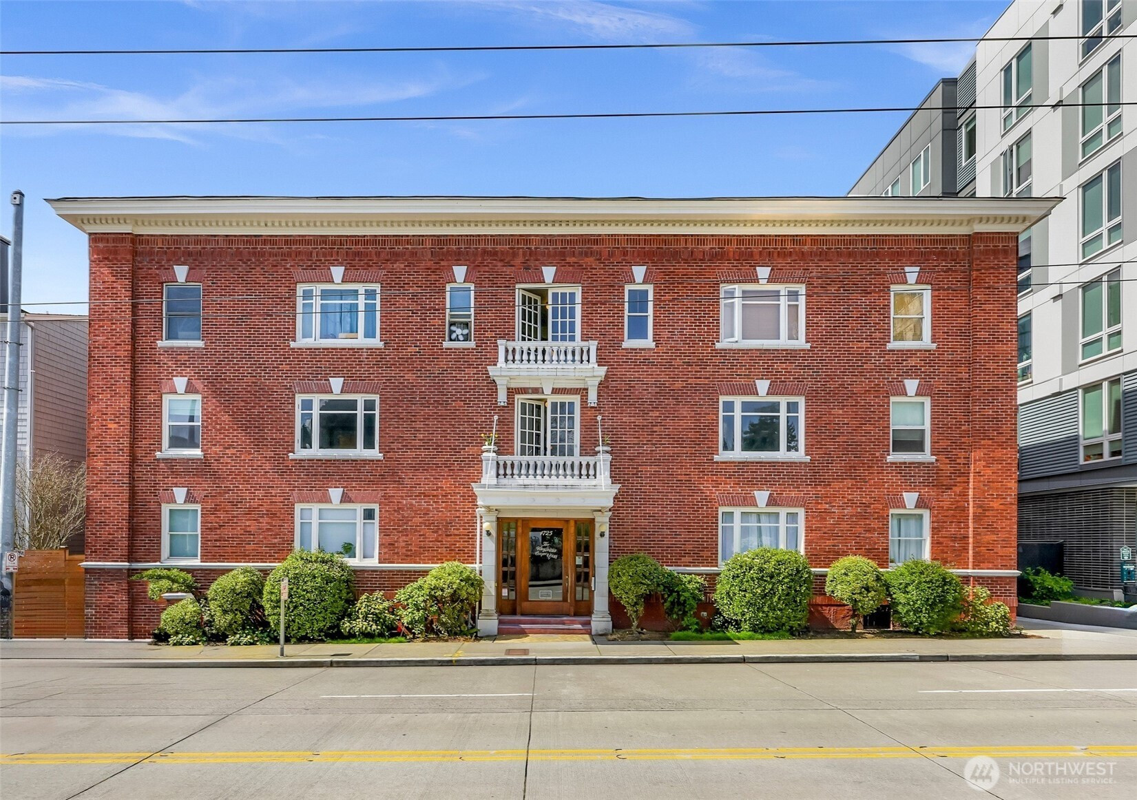 4725 15th Avenue NE, Seattle, WA 98105