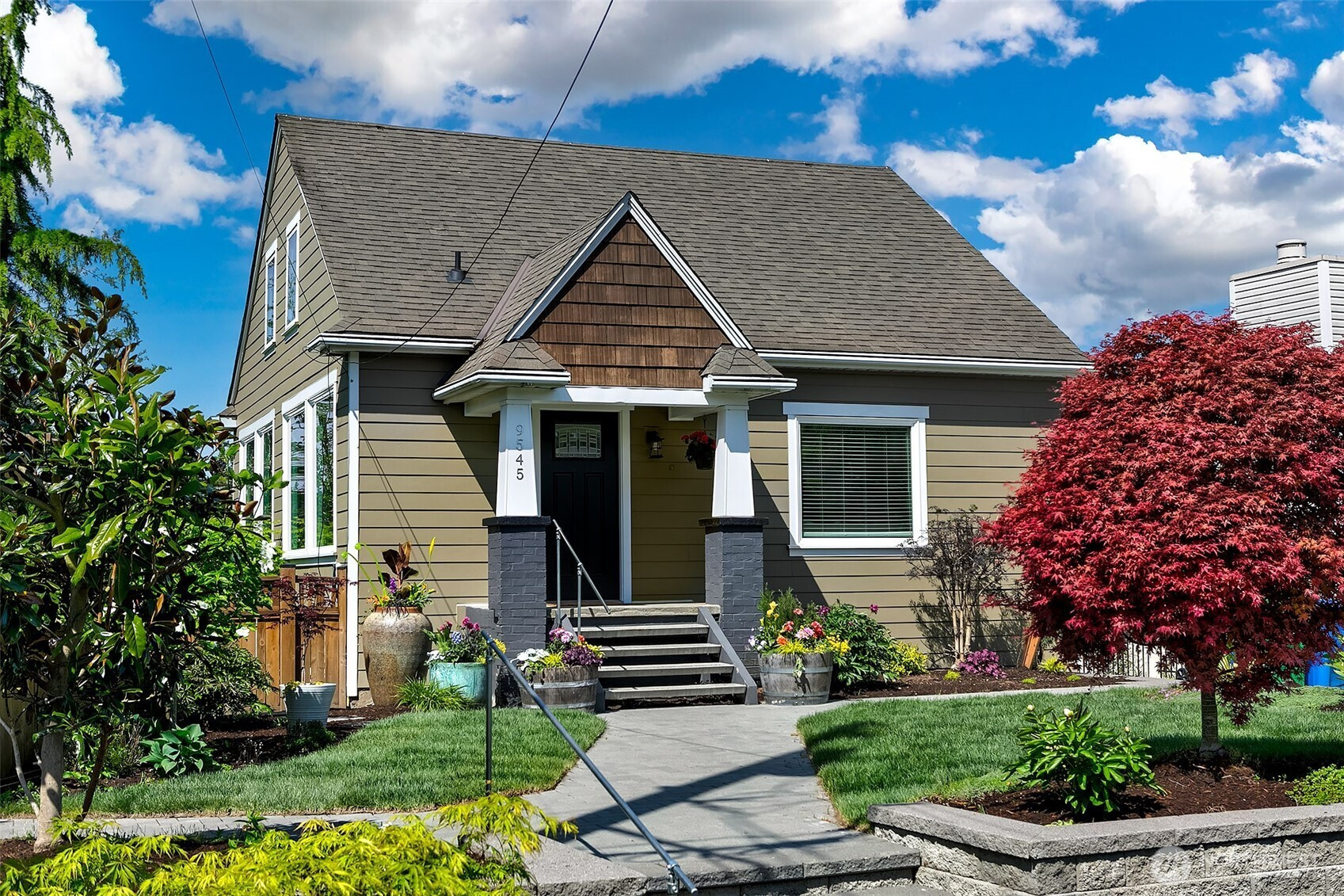 9545 2nd Avenue NW, Seattle, WA 98117