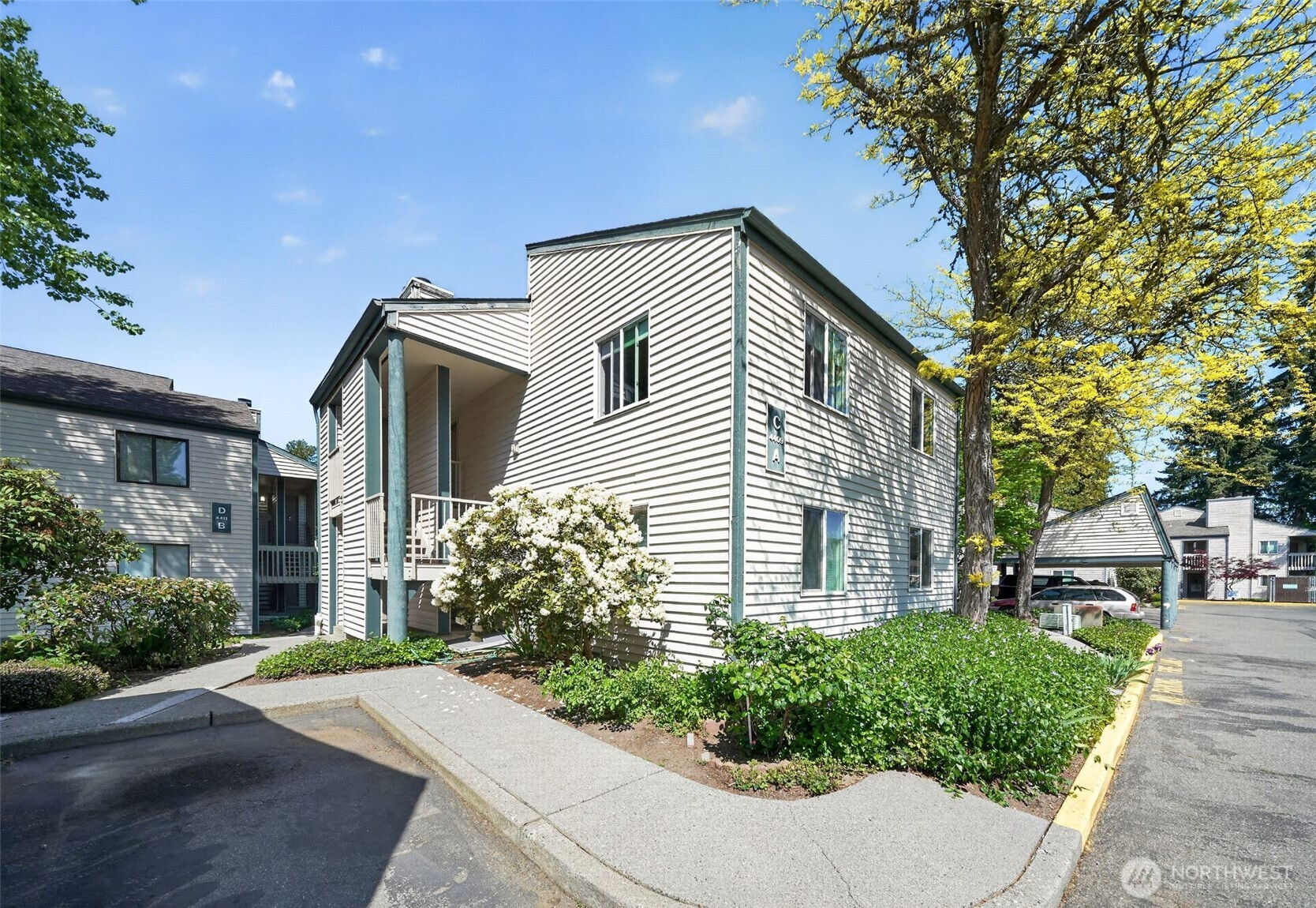 4409 216th Street SW, Mountlake Terrace, WA 98043