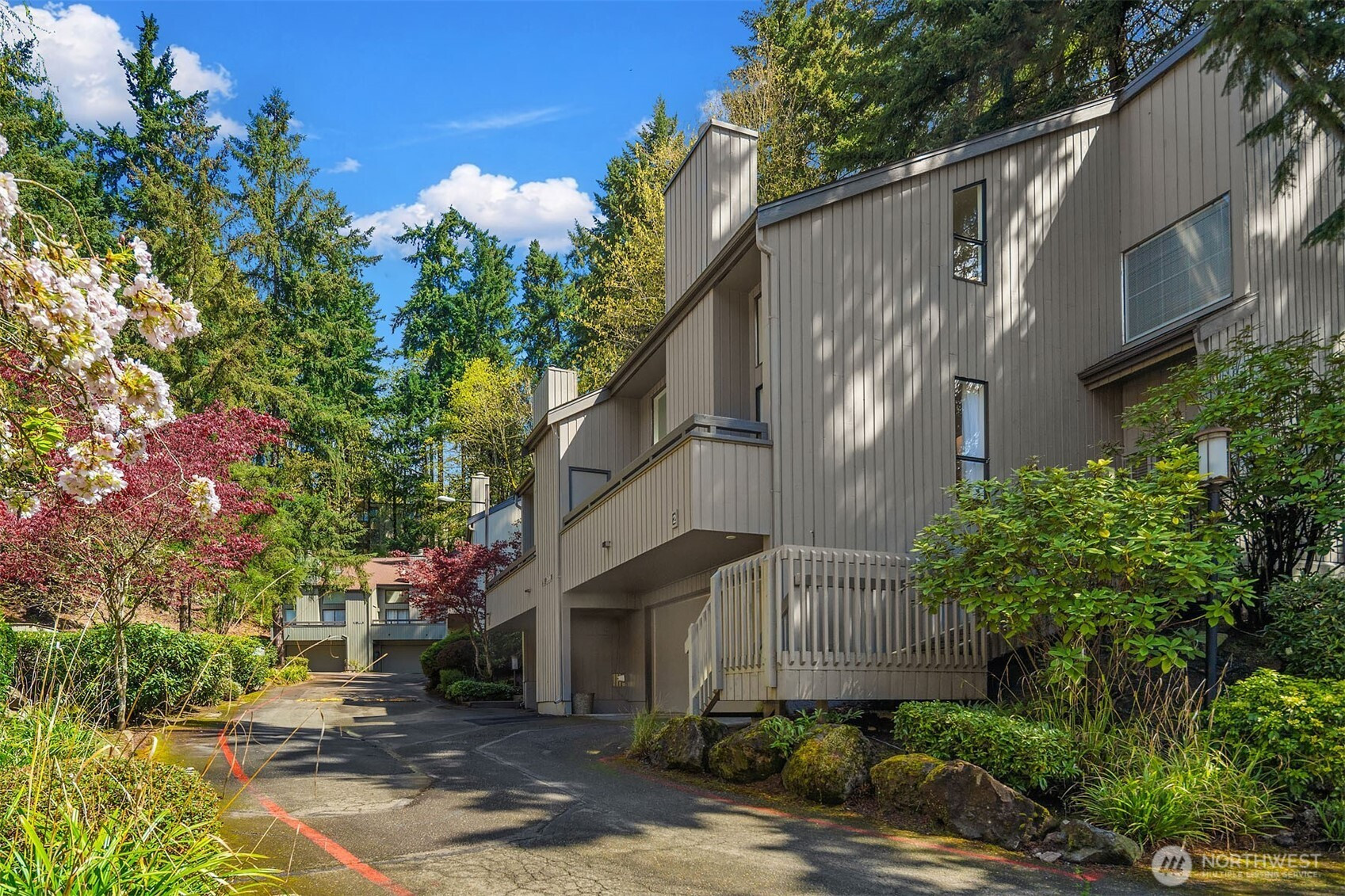 3506 108th Place NE, Bellevue, WA 98004