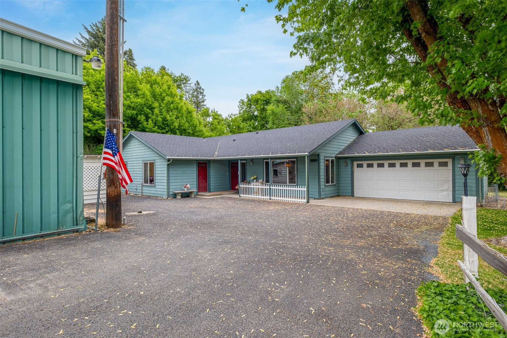 5197 Regan Road, Cashmere, WA 98815