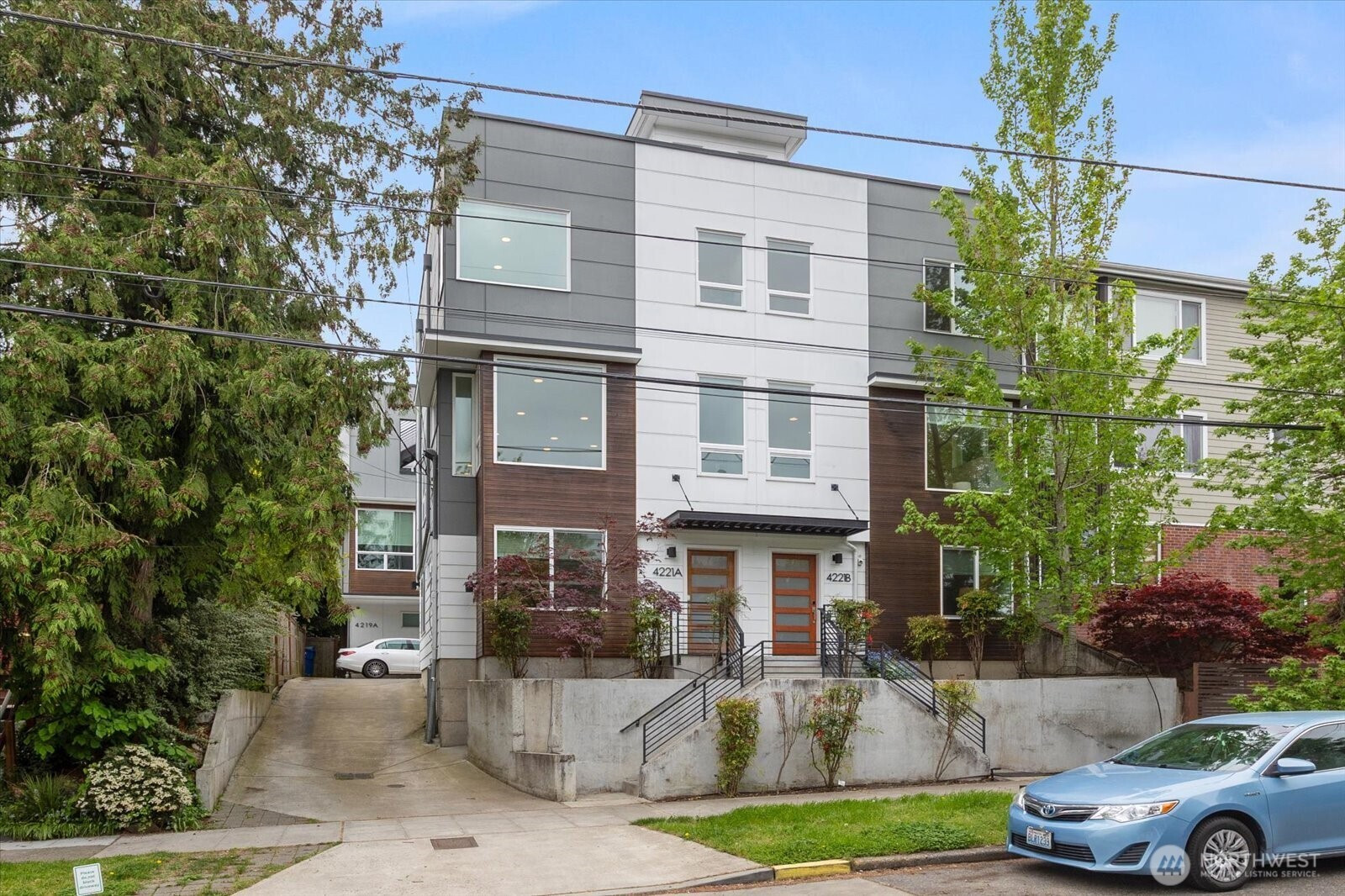 4221 Evanston Avenue N, Seattle, WA 98103