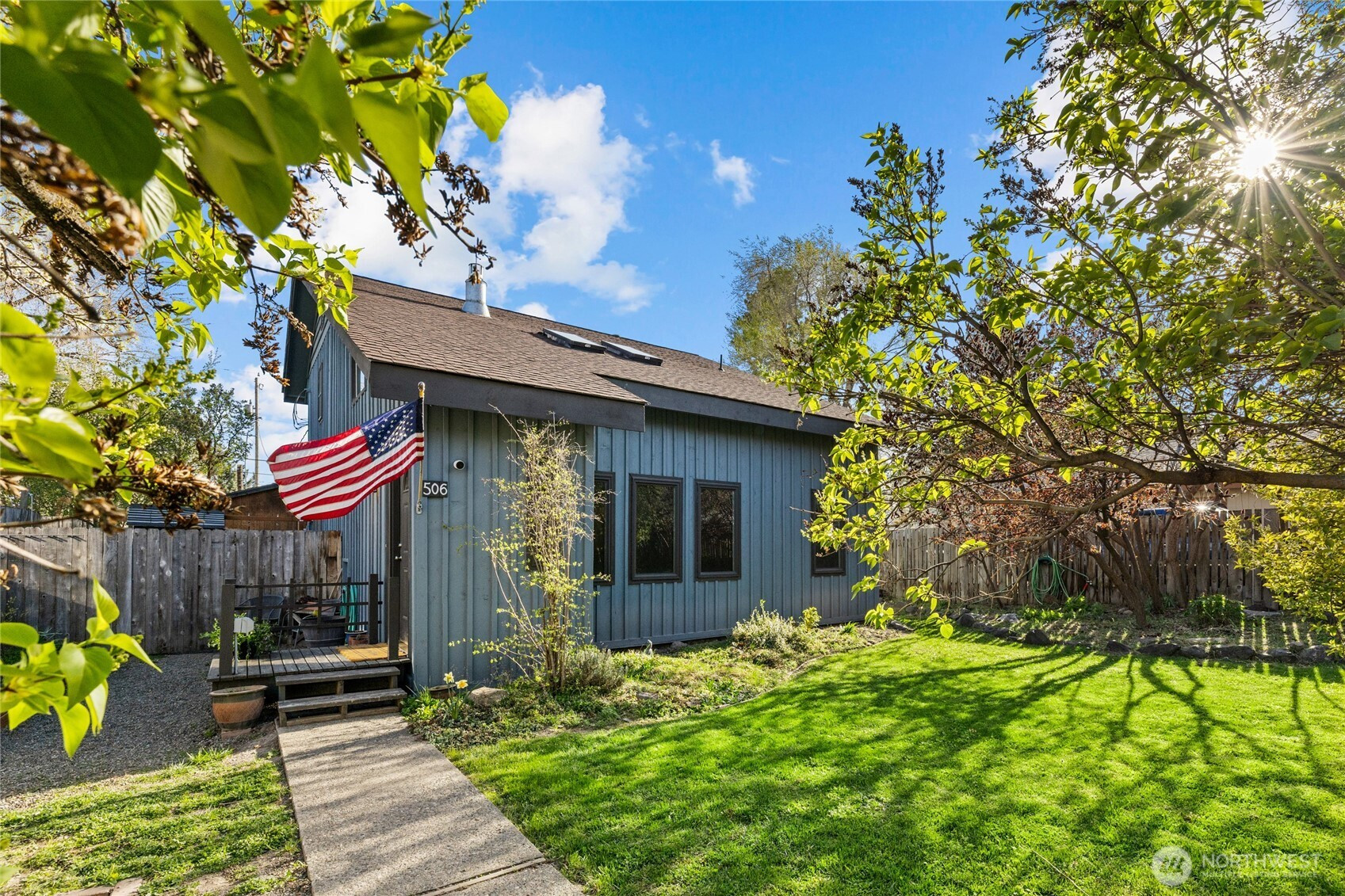 506 W 12th Avenue, Ellensburg, WA 98926