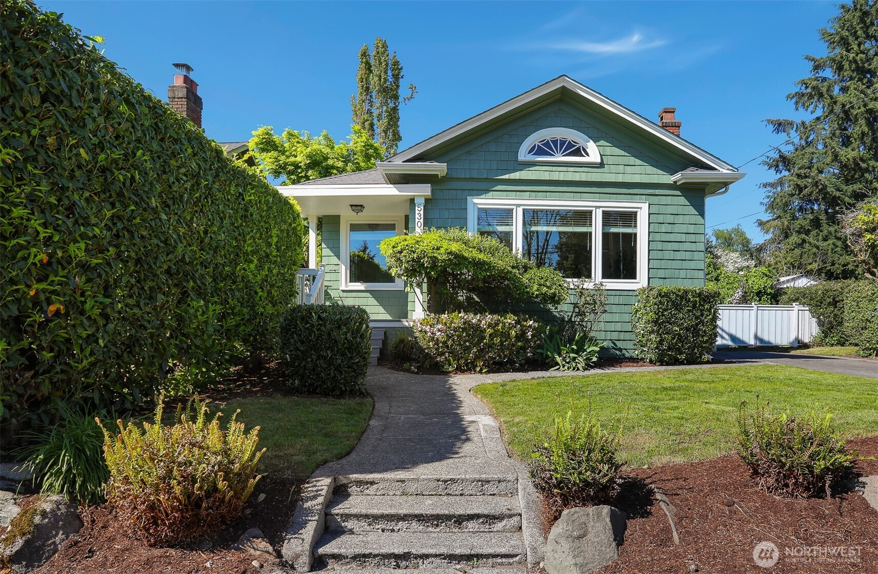530 N 83rd Street, Seattle, WA 98103