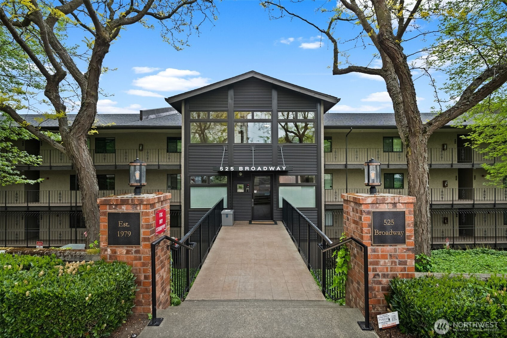 525 Broadway, Tacoma, WA 98402