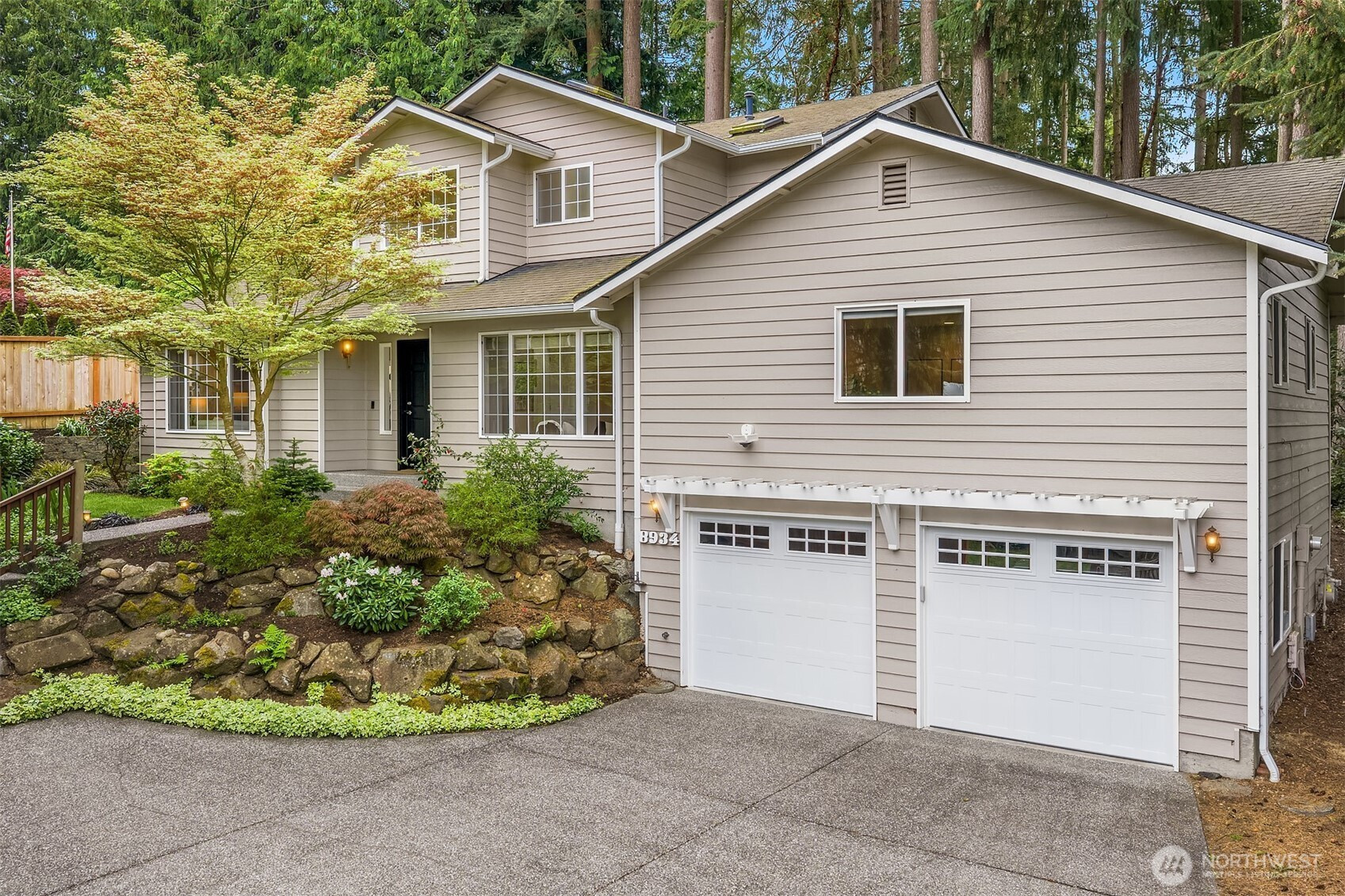 8934 218th Street SW, Edmonds, WA 98026