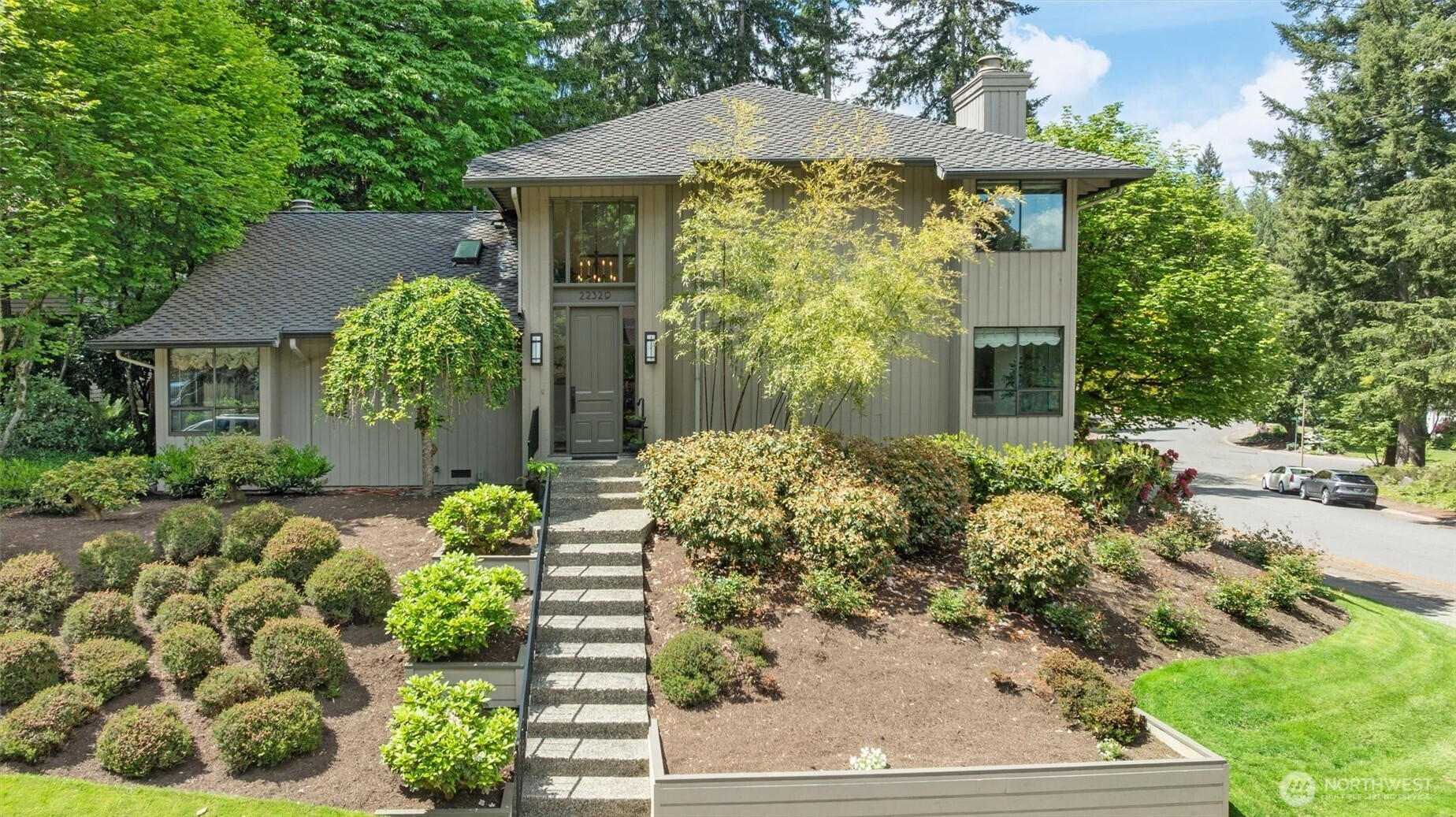 22329 NE 28th Street, Sammamish, WA 98074