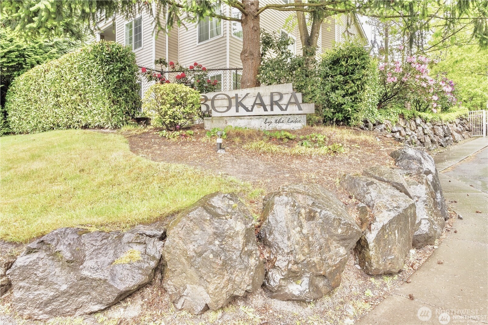 801 Rainier Avenue N, Renton, WA 98057