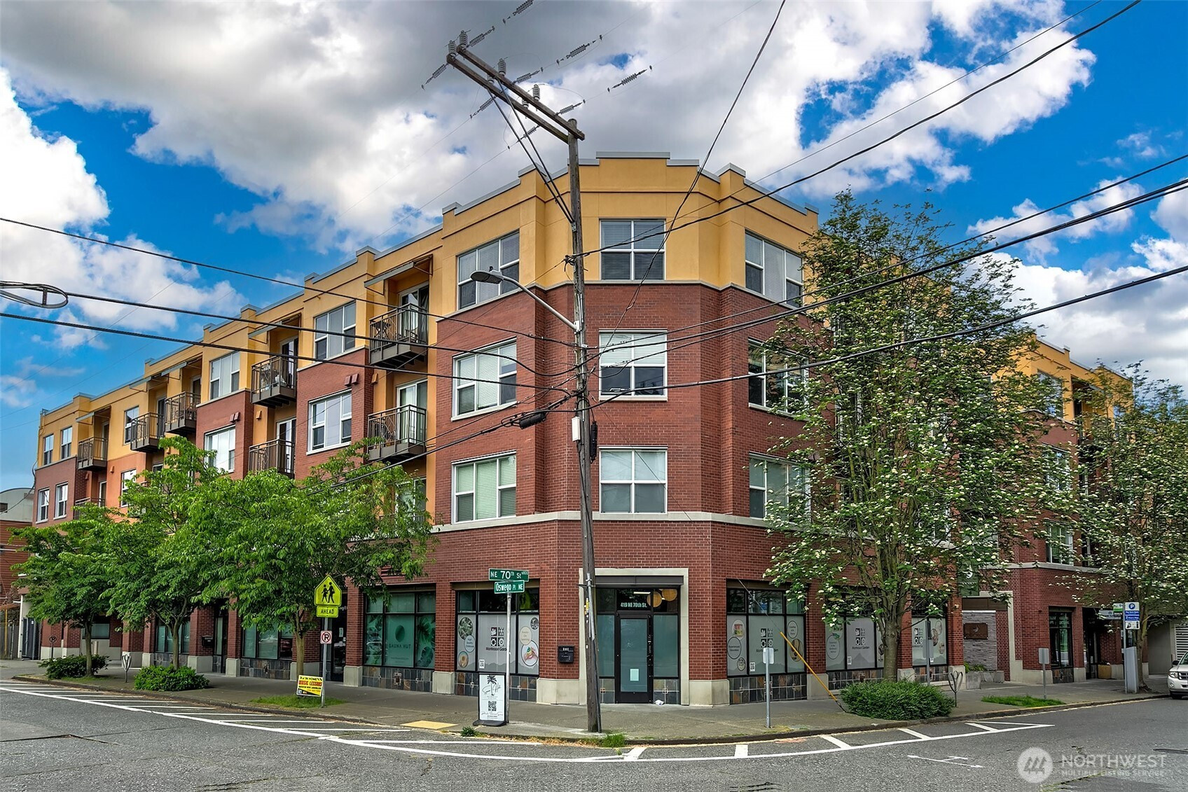 413 NE 70th Street, Seattle, WA 98115