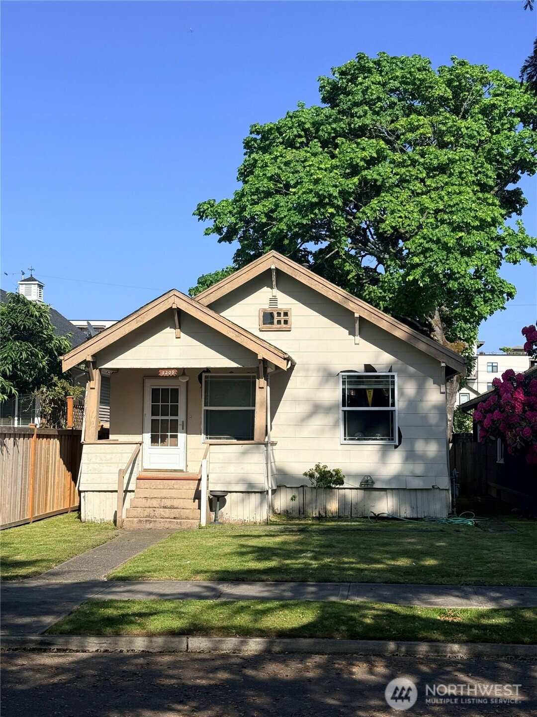 5209 N Winnifred Street, Ruston, WA 98407