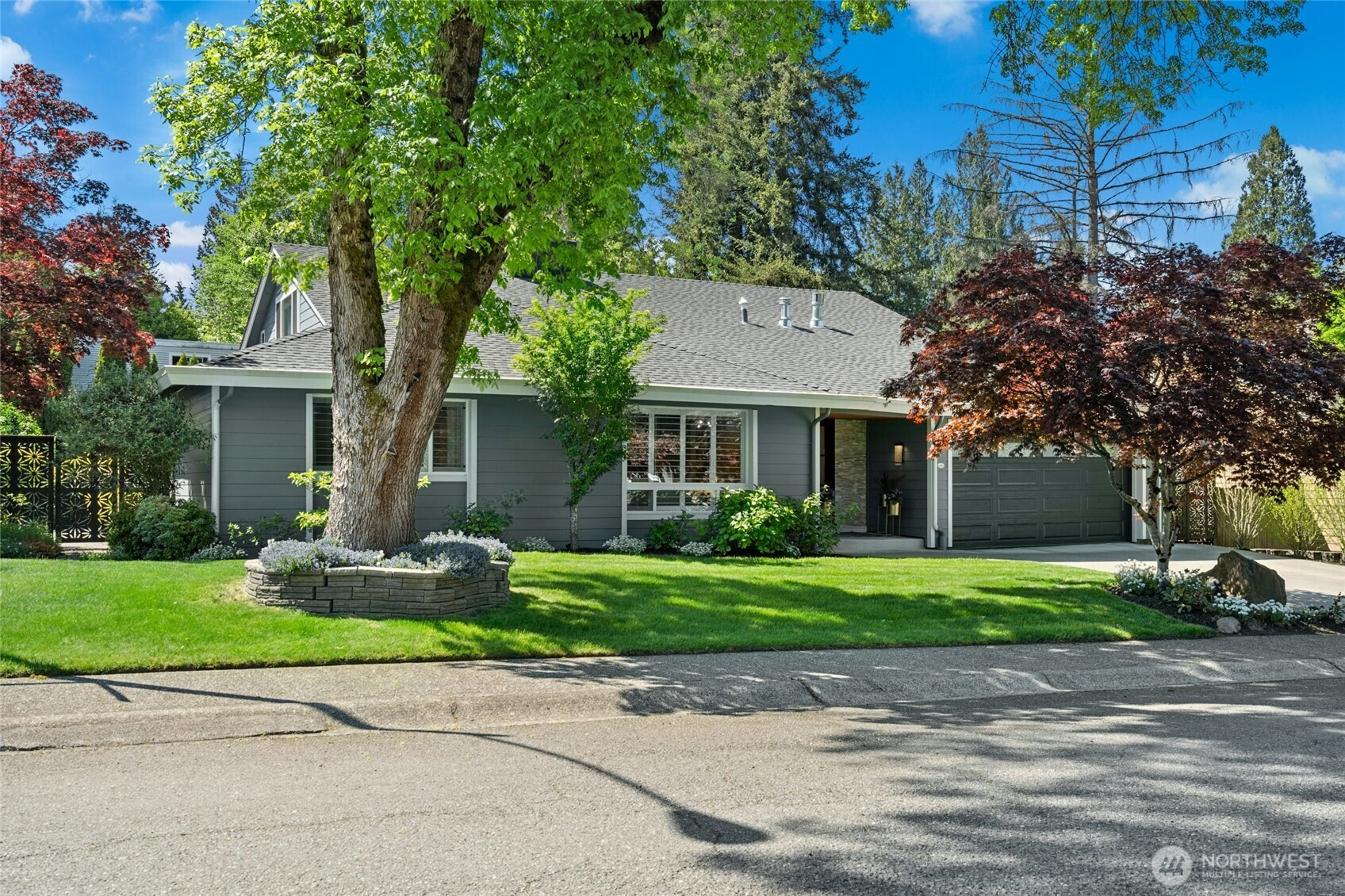 6607 149th Avenue NE, Redmond, WA 98052