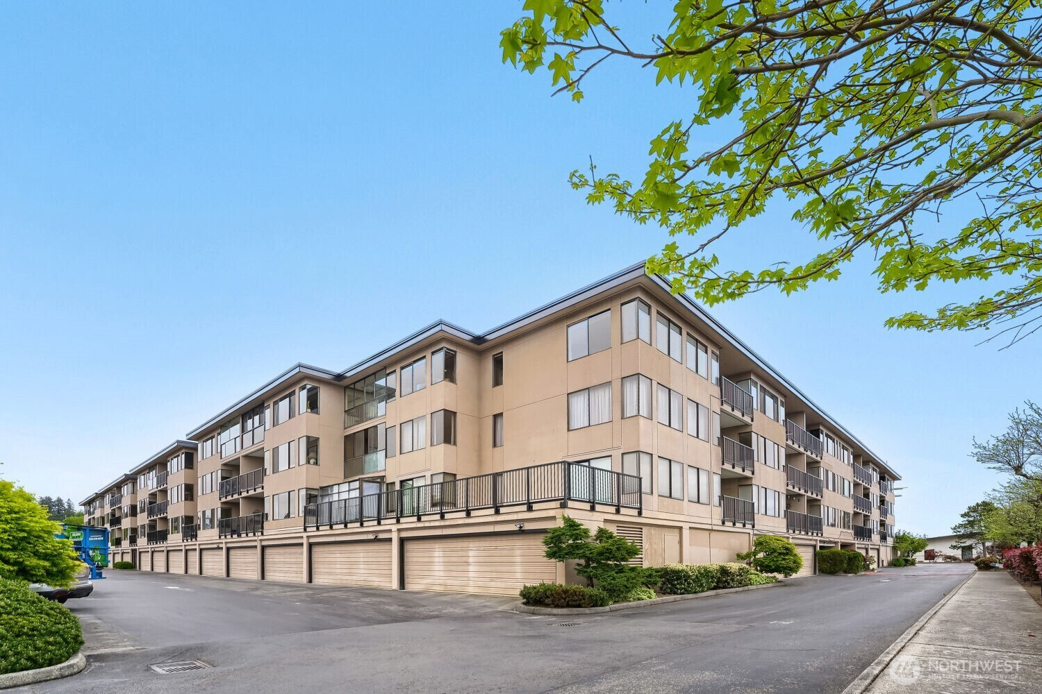 601 S 227th Street, Des Moines, WA 98198