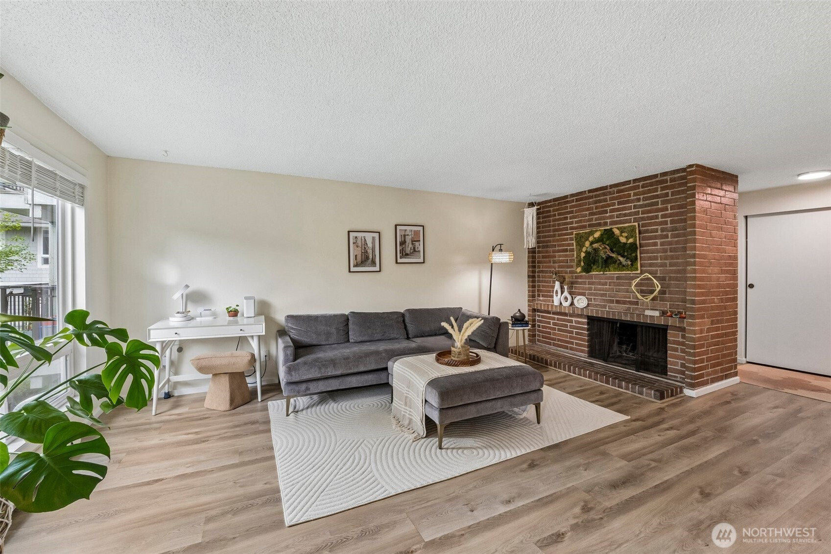 15214 NE 8th Street, Bellevue, WA 98005