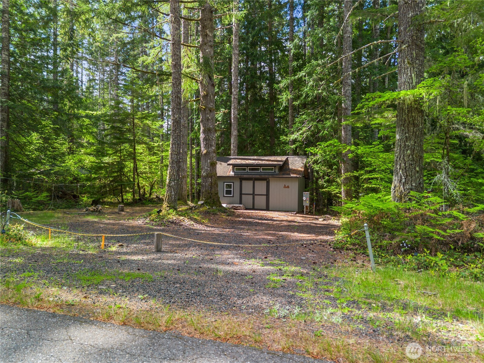 430 N Potlatch Drive N, Hoodsport, WA 98548