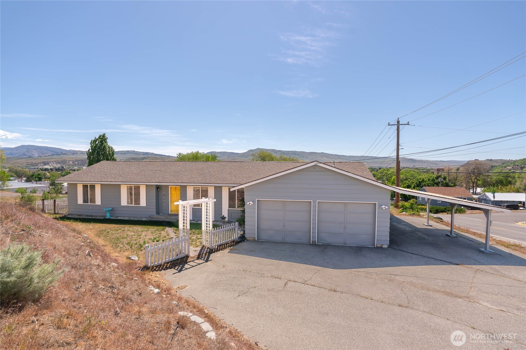 504 Ash Street, Omak, WA 98841
