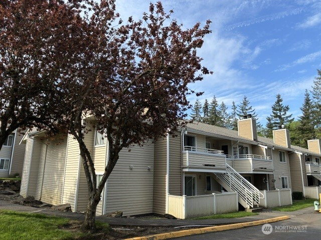 21301 52nd Avenue W, Mountlake Terrace, WA 98043