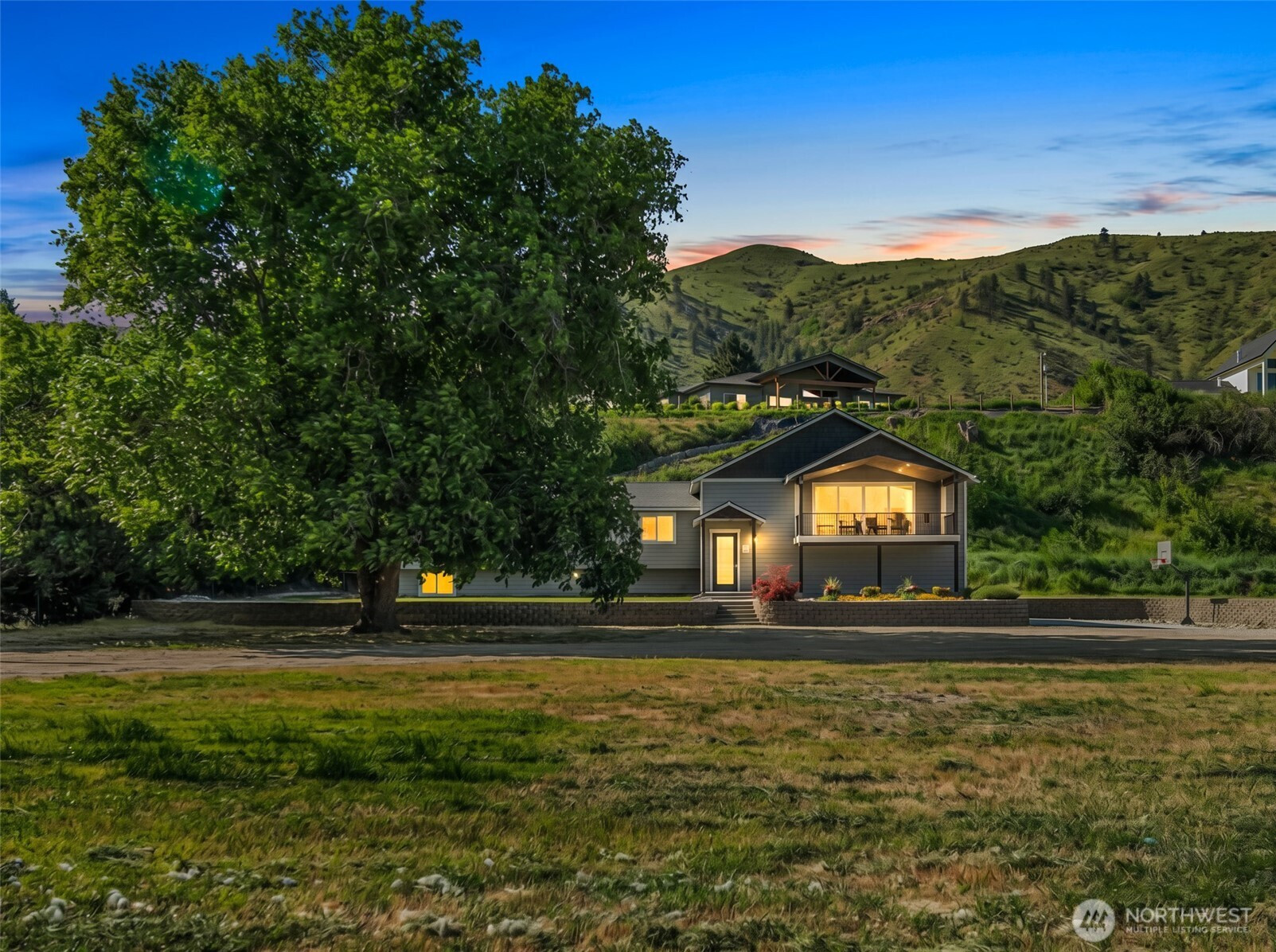 64 Spurlock Lane, Monitor, WA 98836