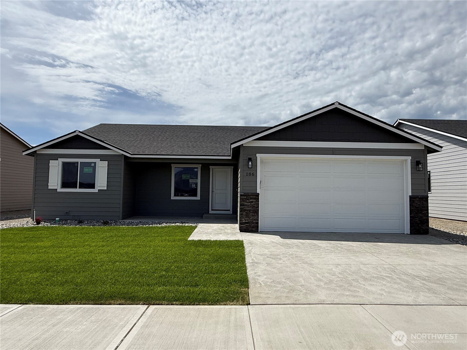 186 Salmon Drive, Wenatchee, WA 98801