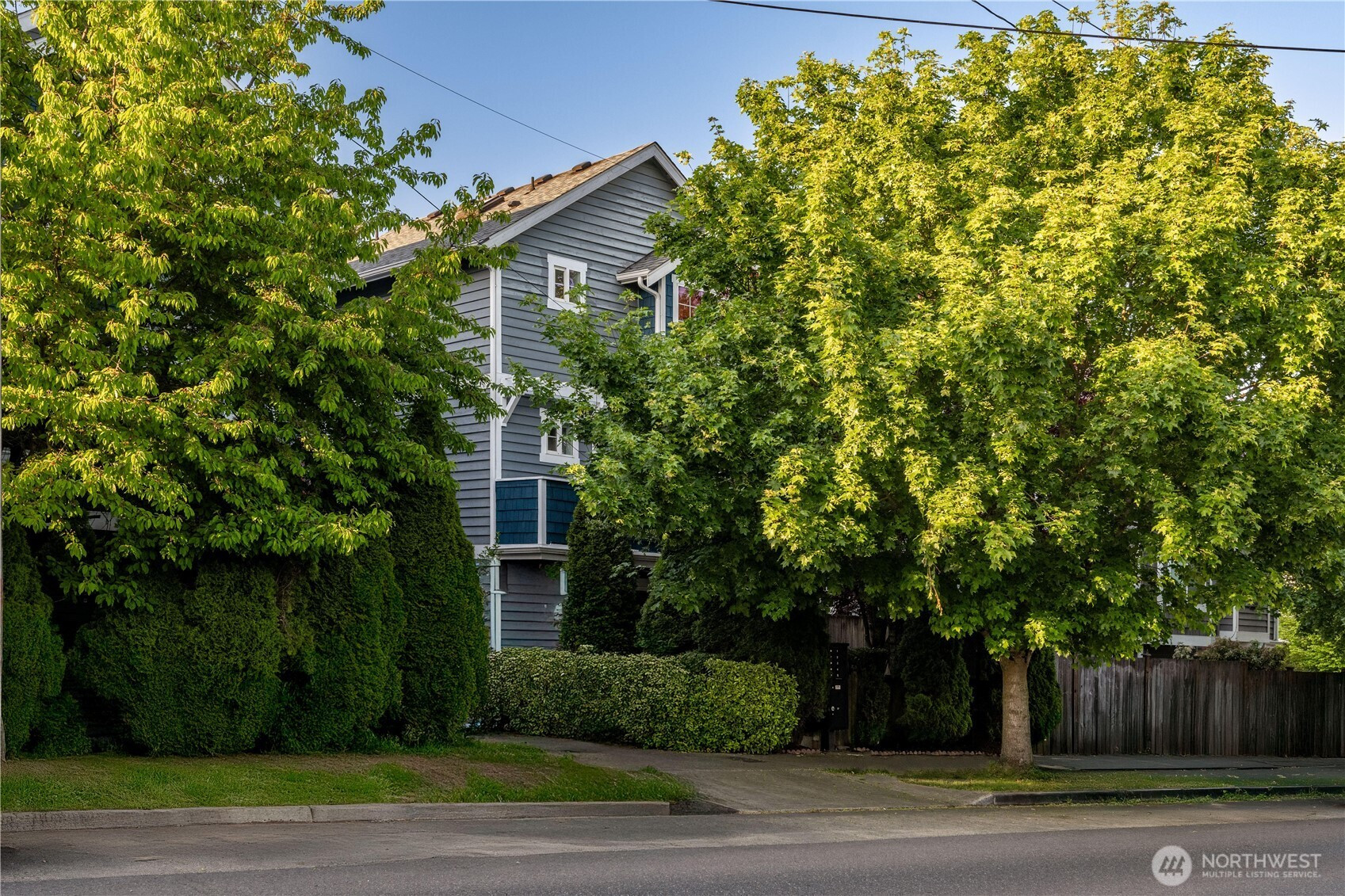 908 NW 85th Street, Seattle, WA 98117