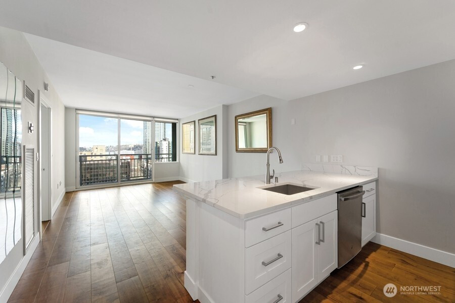2600 2nd Avenue, Seattle, WA 98121