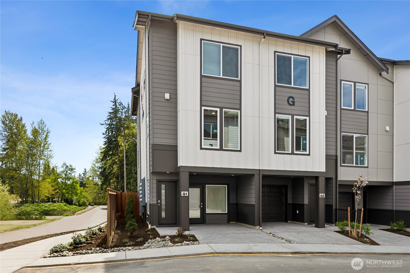 16830 20th Avenue W, Lynnwood, WA 98037