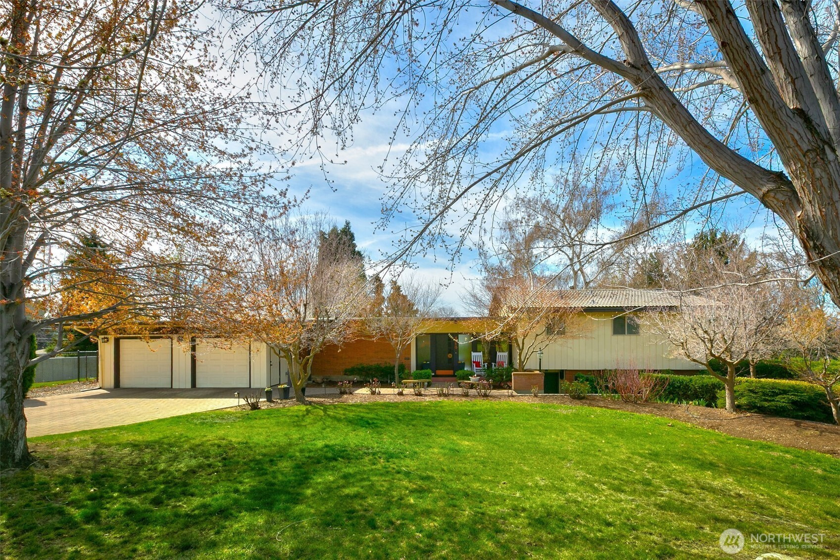 4710 W Lincoln, Yakima, WA 98908