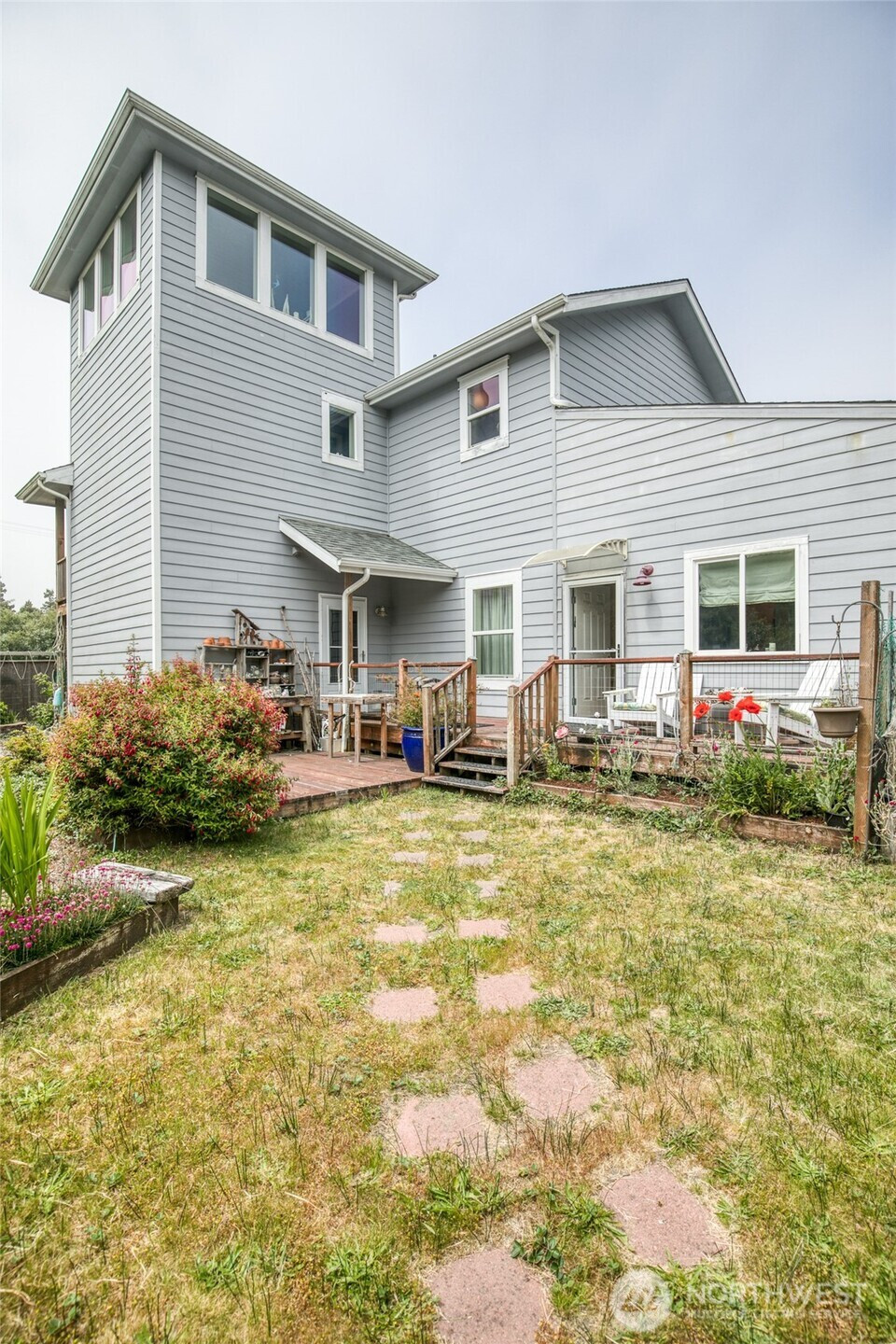 604 Ocean Shores Boulevard SW, Ocean Shores, WA 98569