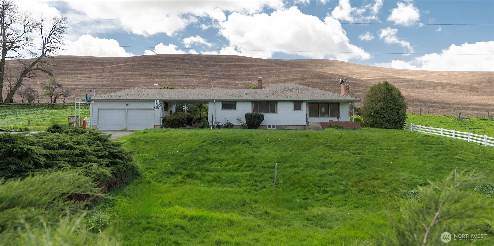 950 Lewis Peak Road, Waitsburg, WA 99361