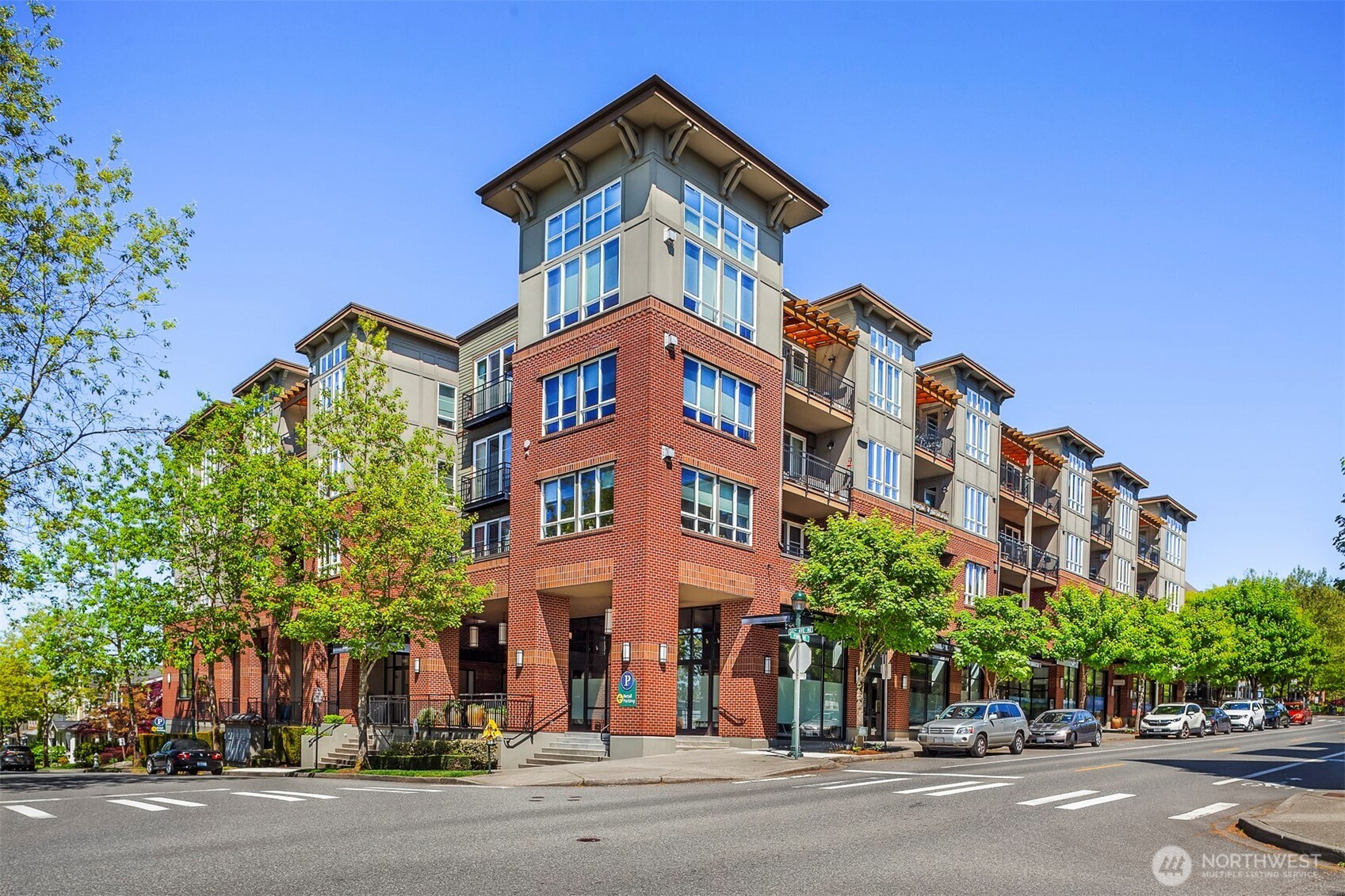 1880 25th Avenue NE, Issaquah, WA 98029