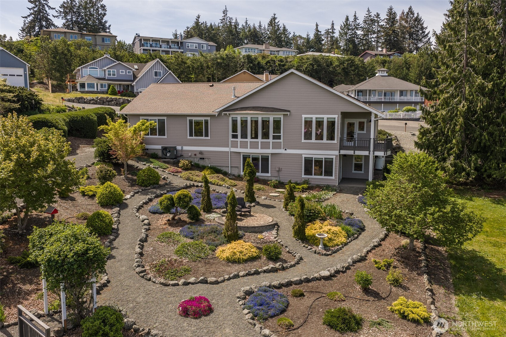 131 Moonlight Drive, Sequim, WA 98382