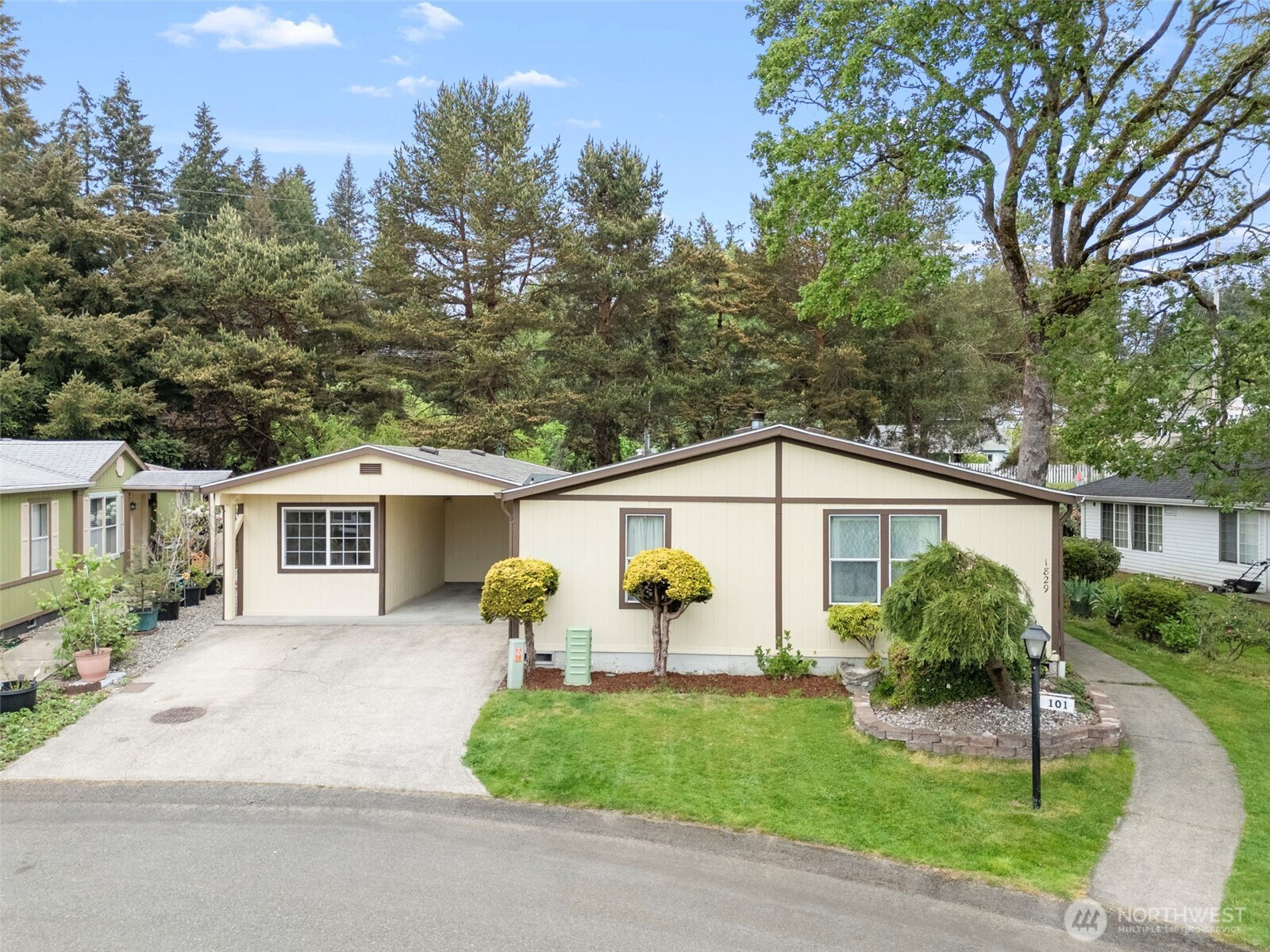 1829 137th Street E, Tacoma, WA 98445