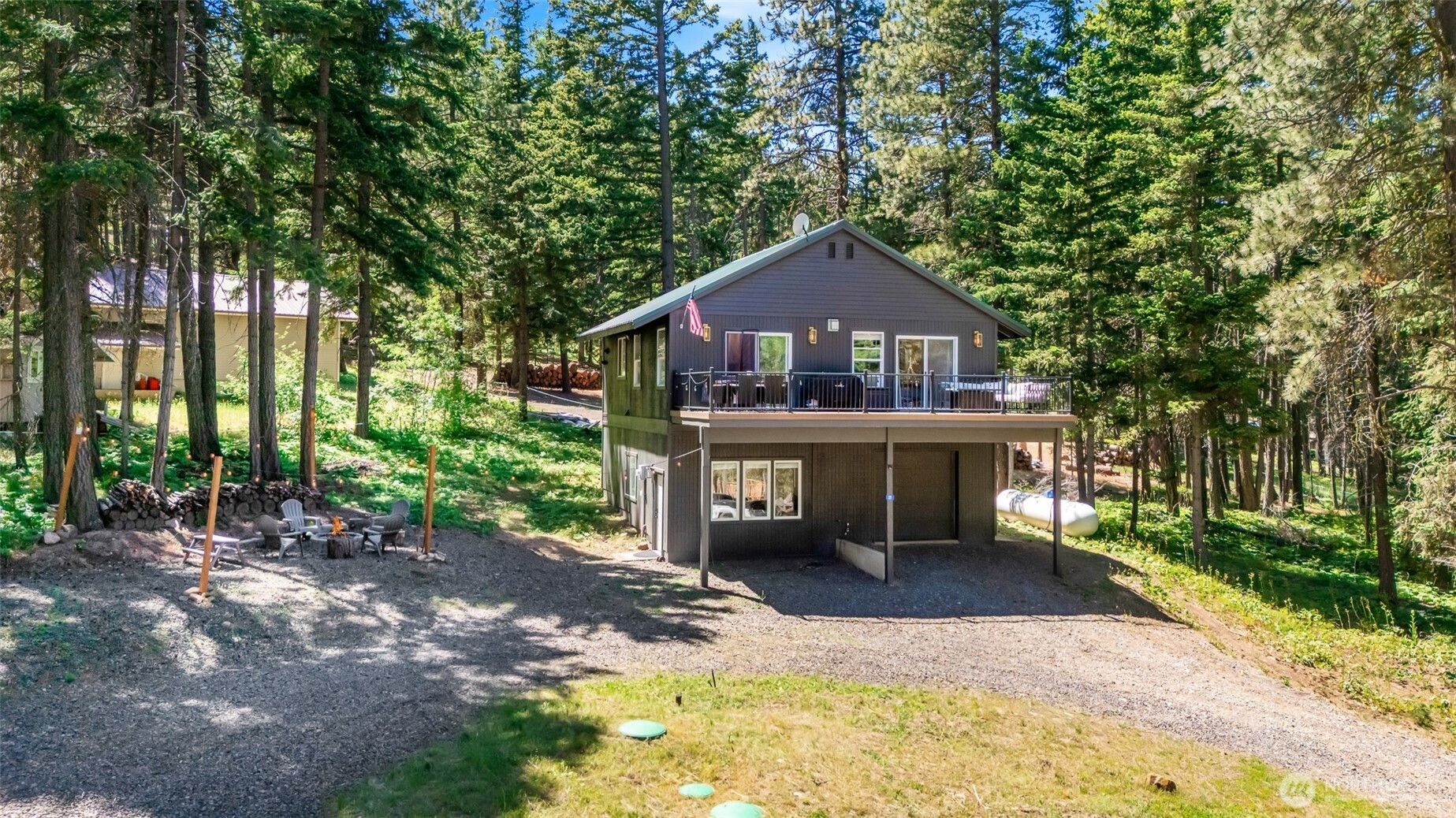 221 Gunther Loop Road, Cle Elum, WA 98922