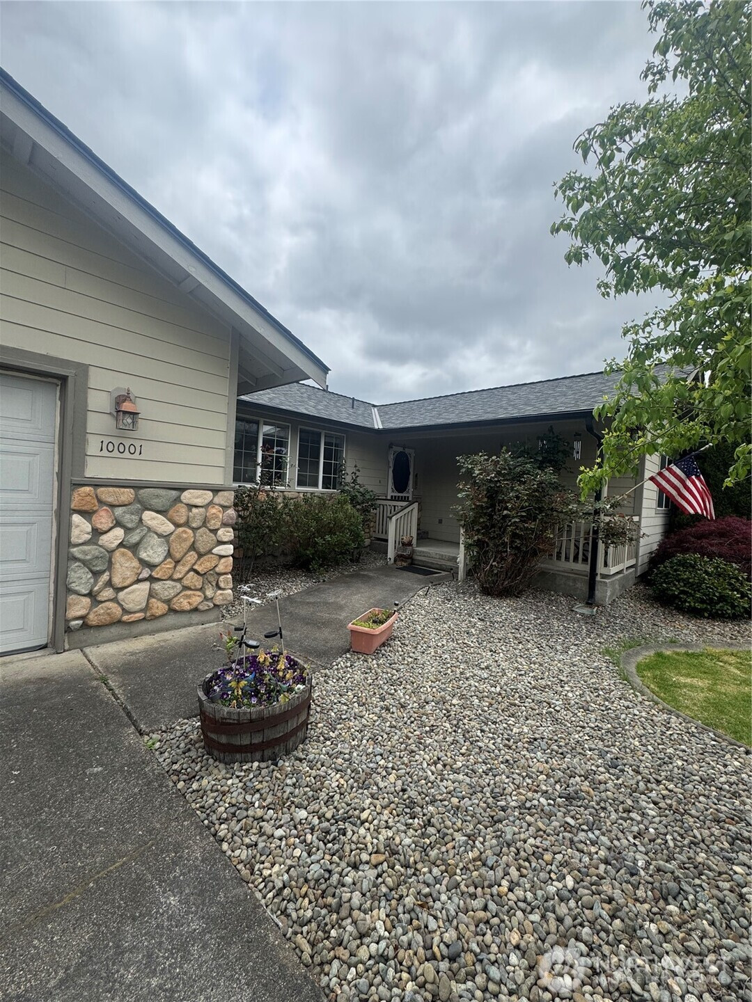 10001 Beth Court SE, Yelm, WA 98597