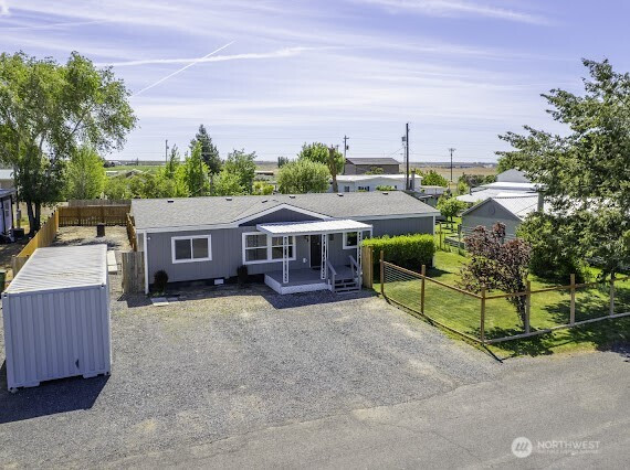 10369 Northern Avenue NE, Coulee City, WA 99115
