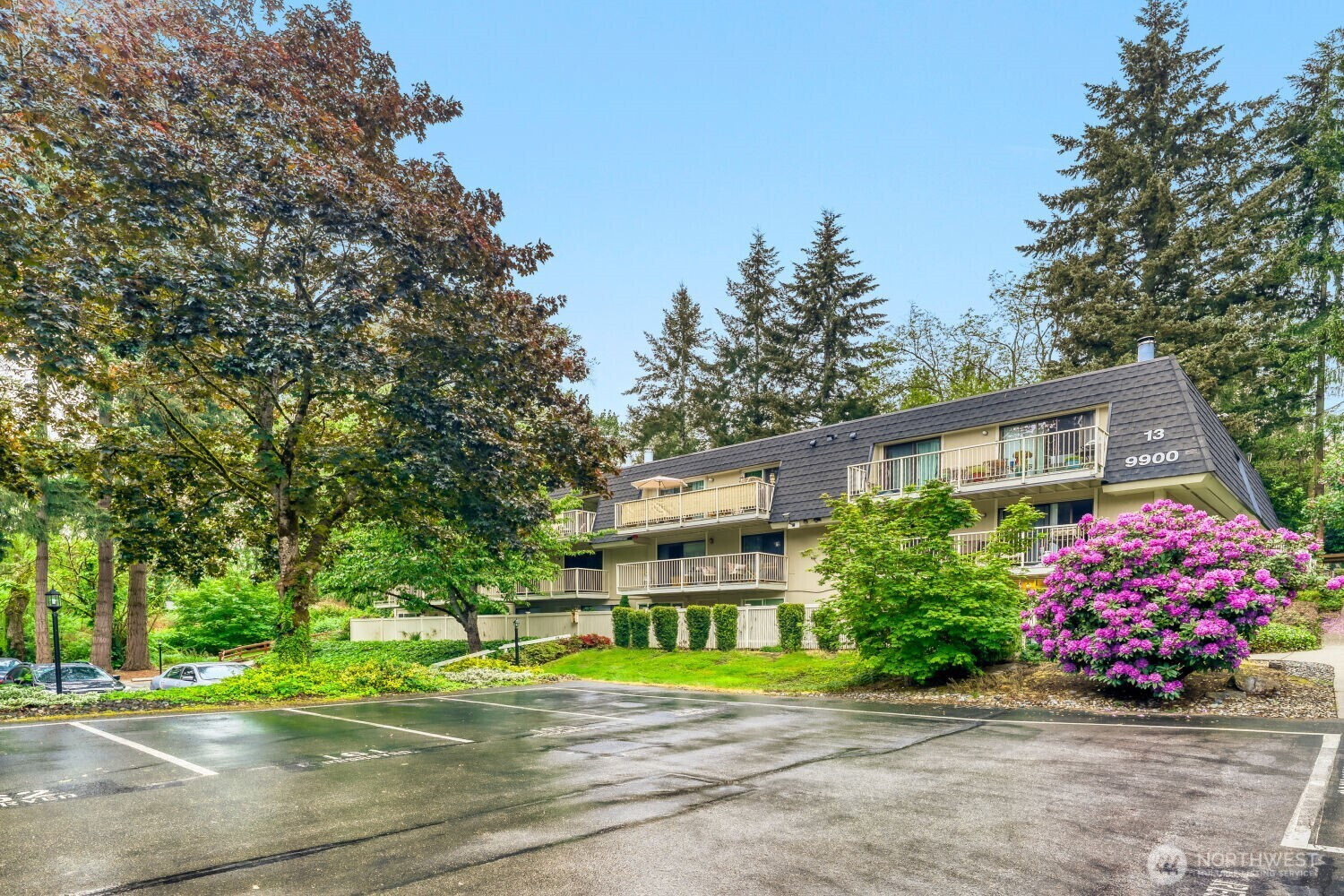 9900 NE 124th Street, Kirkland, WA 98034