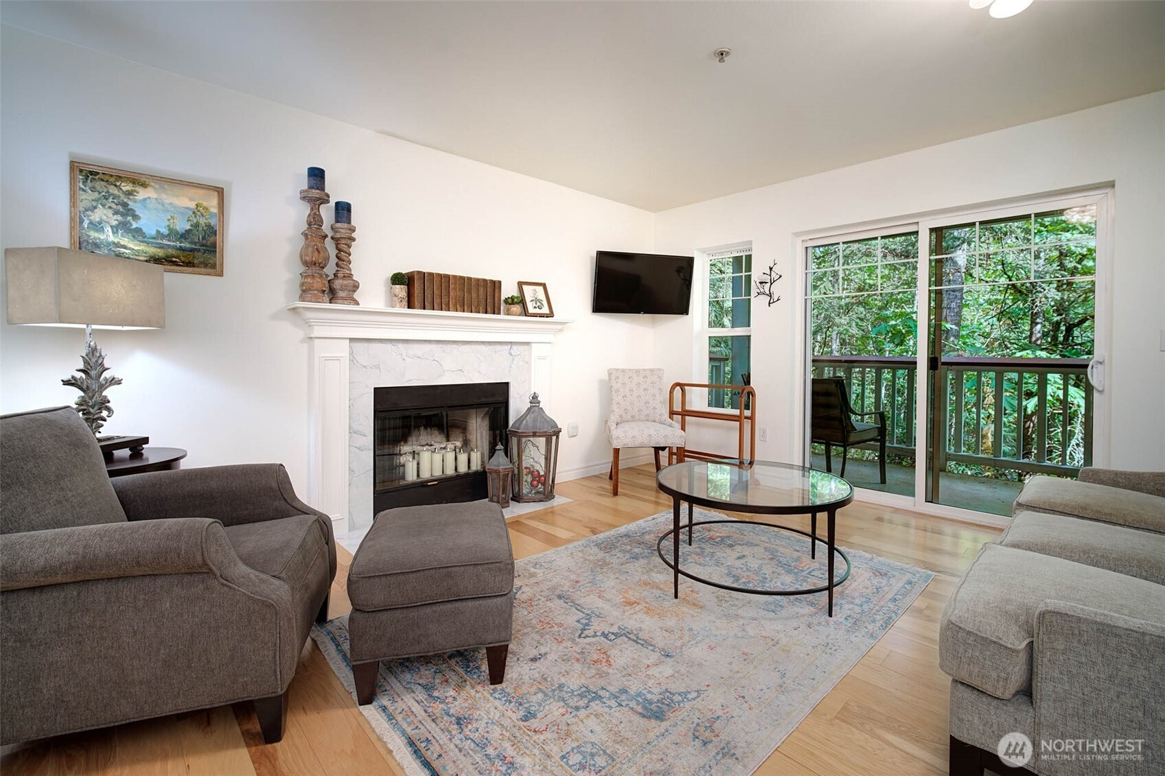 18501 SE Newport Way, Issaquah, WA 98027