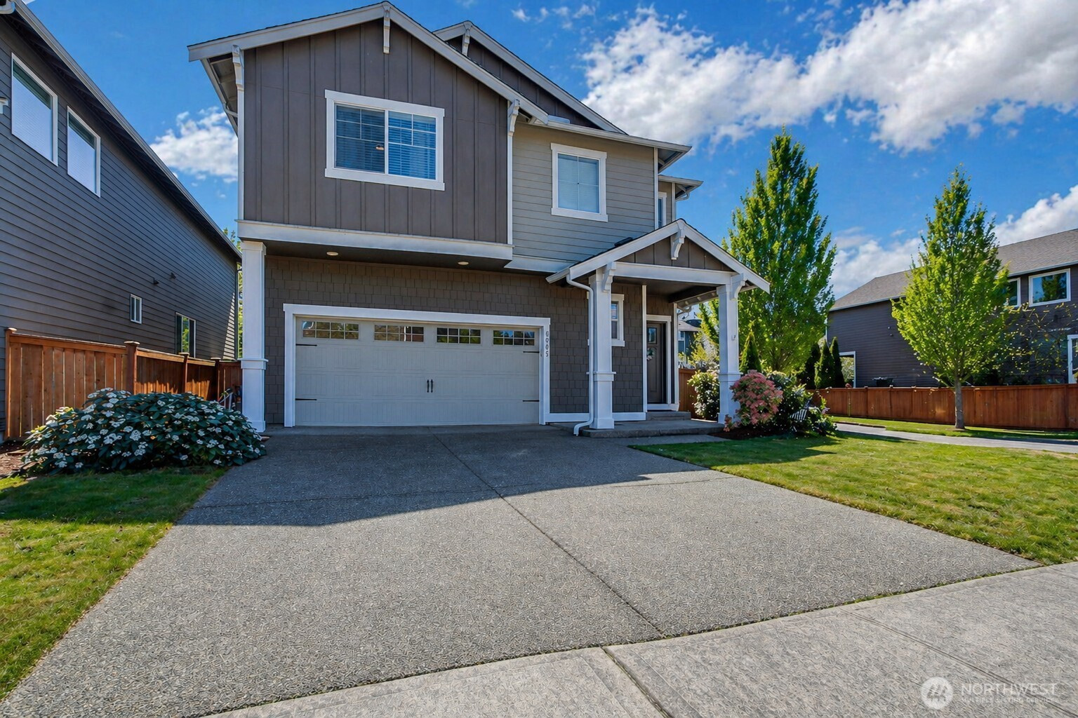 8905 Corona Street NE, Lacey, WA 98516