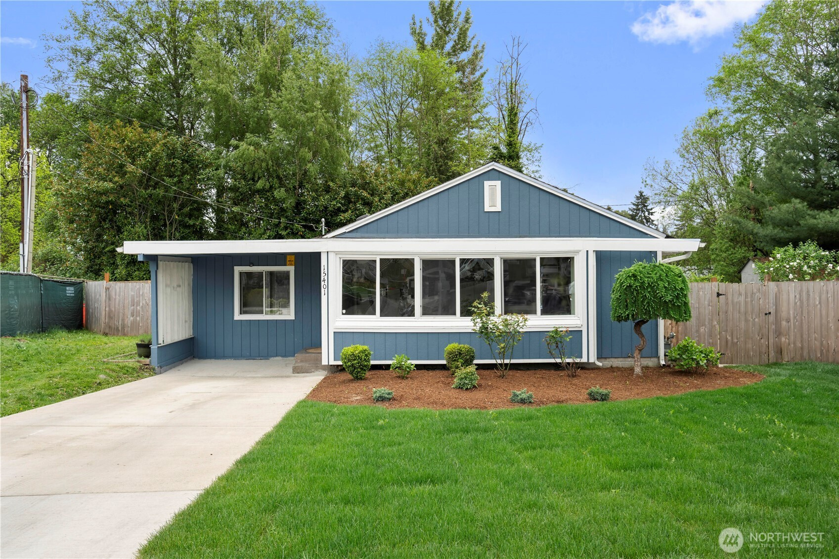 15401 2nd Avenue NE, Shoreline, WA 98155