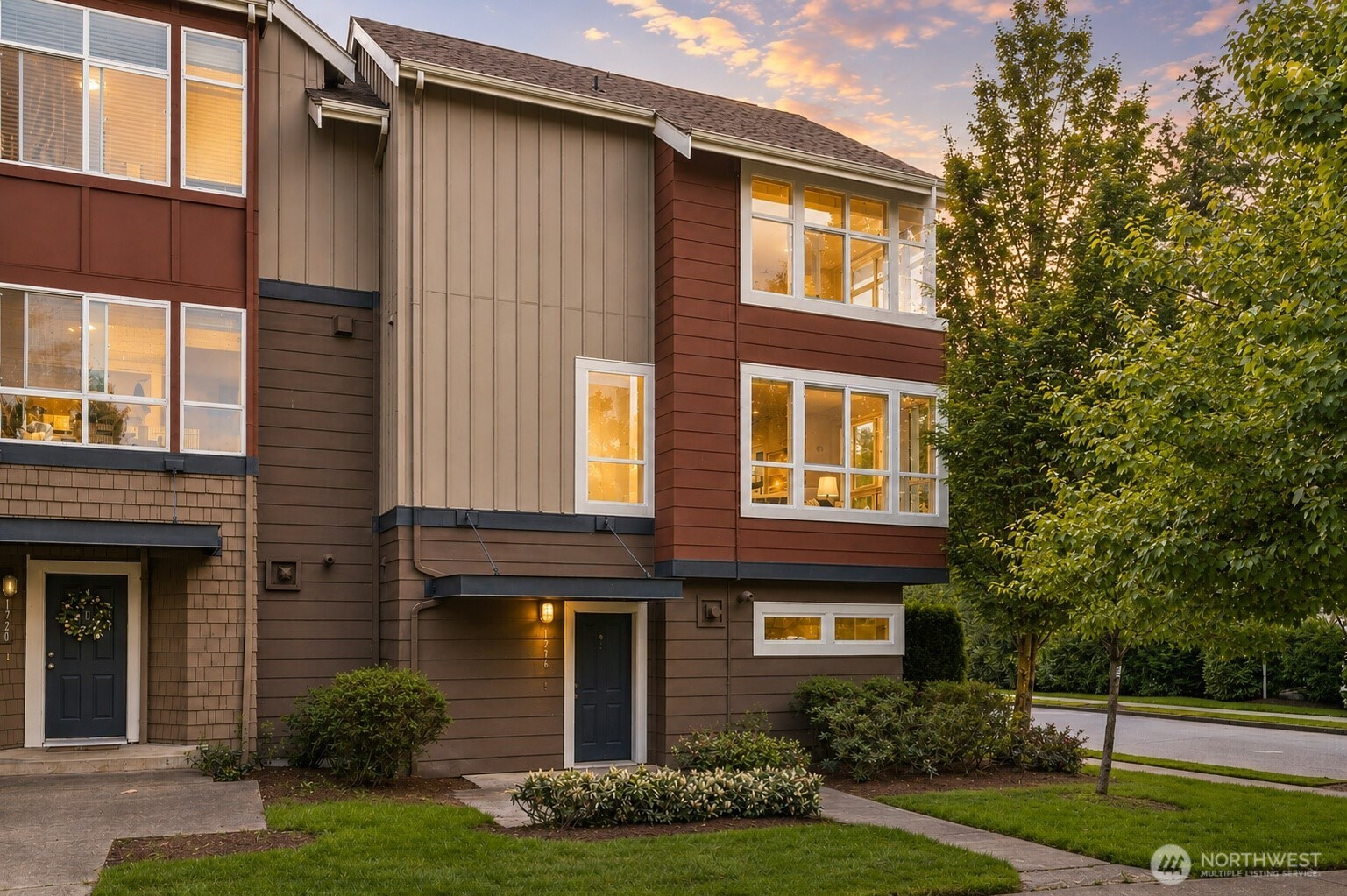1716 24th Avenue NE, Issaquah, WA 98029