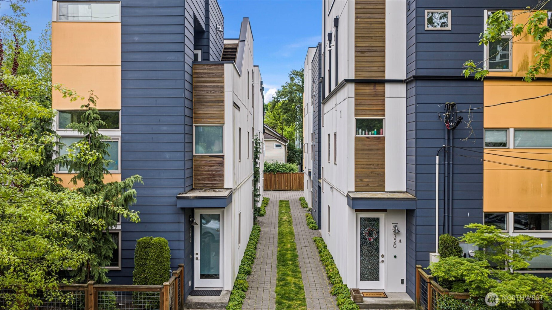 316 S 26th Ave S, Seattle, WA 98144