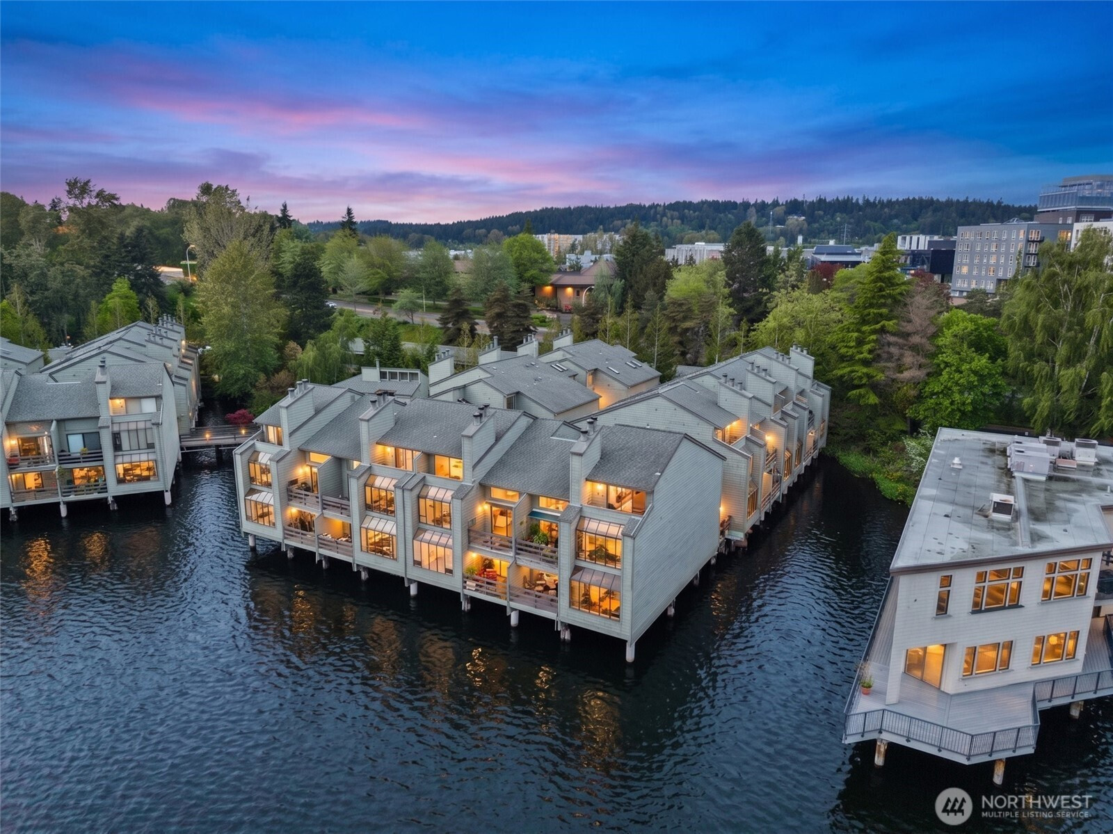 4 Lake Bellevue Dr, Bellevue, WA 98005