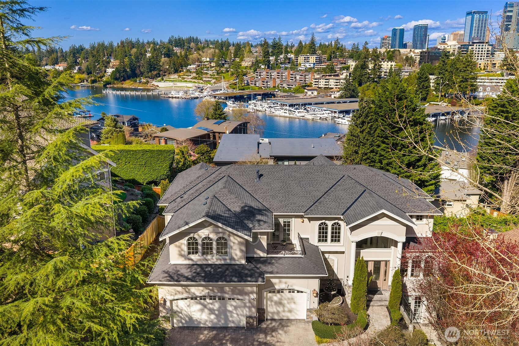 9750 SE 5th Street, Bellevue, WA 98004