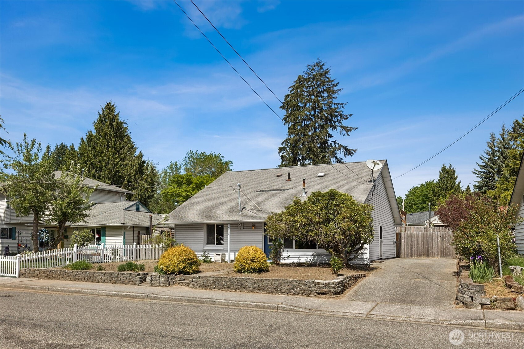 4905 234th St. SW, Mountlake Terrace, WA 98043