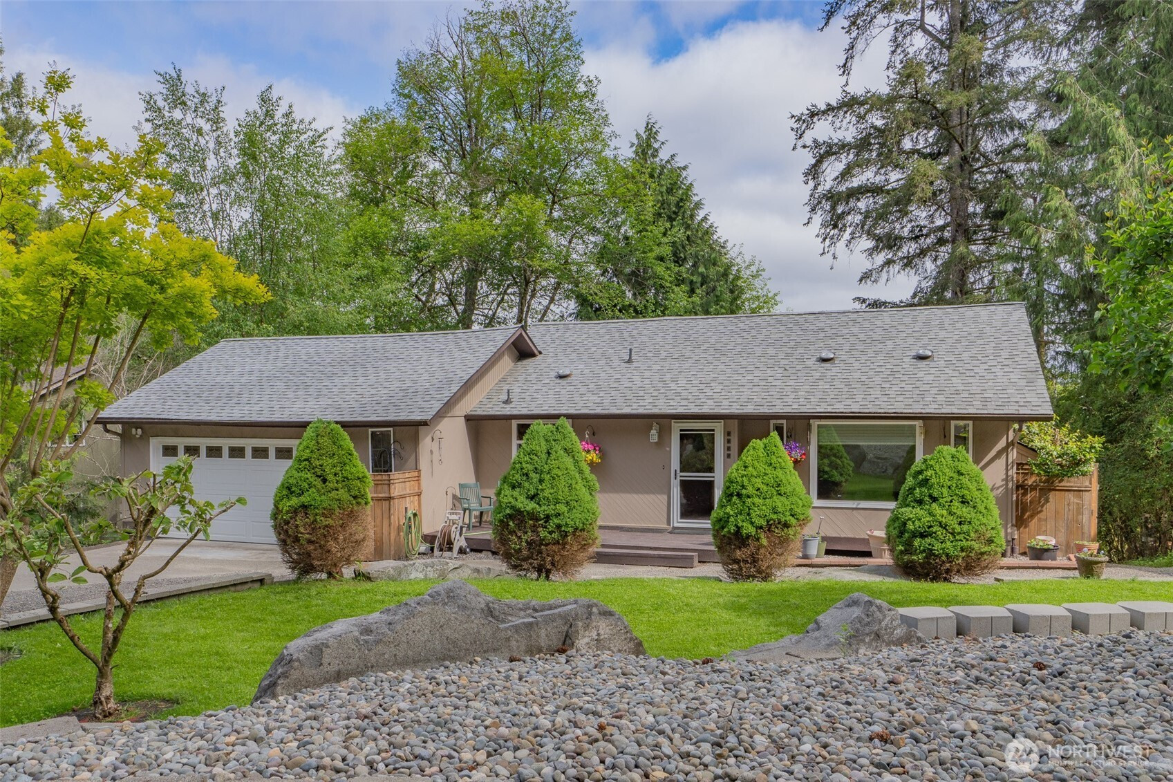 6608 Sierra Court SE, Lacey, WA 98503