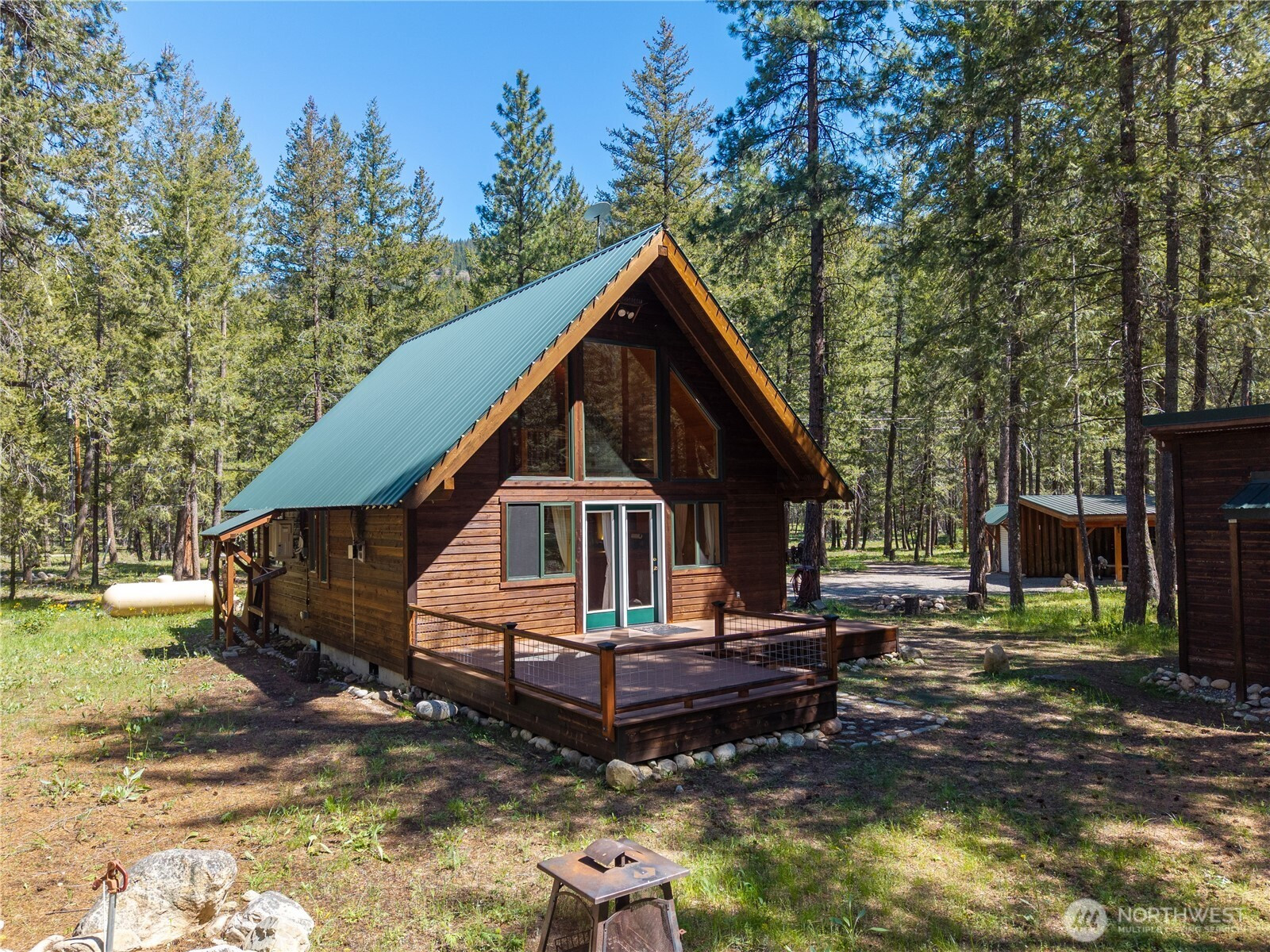 651 Lost River Rd, Mazama, WA 98833