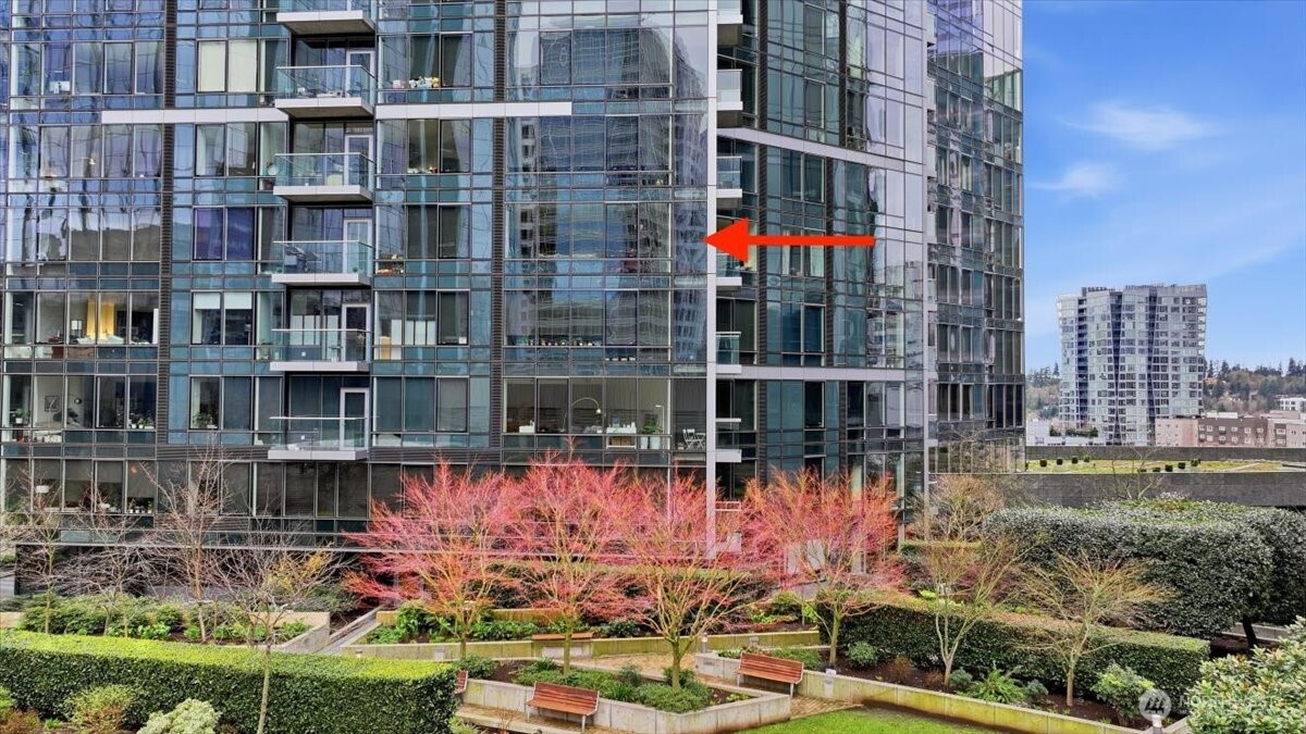10700 NE 4th Street, Bellevue, WA 98004