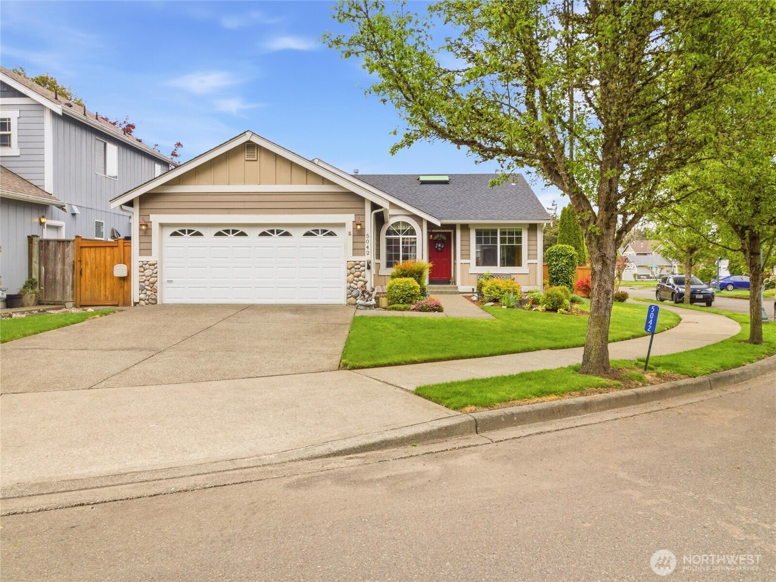 5042 Chambers Creek Loop SE, Olympia, WA 98501