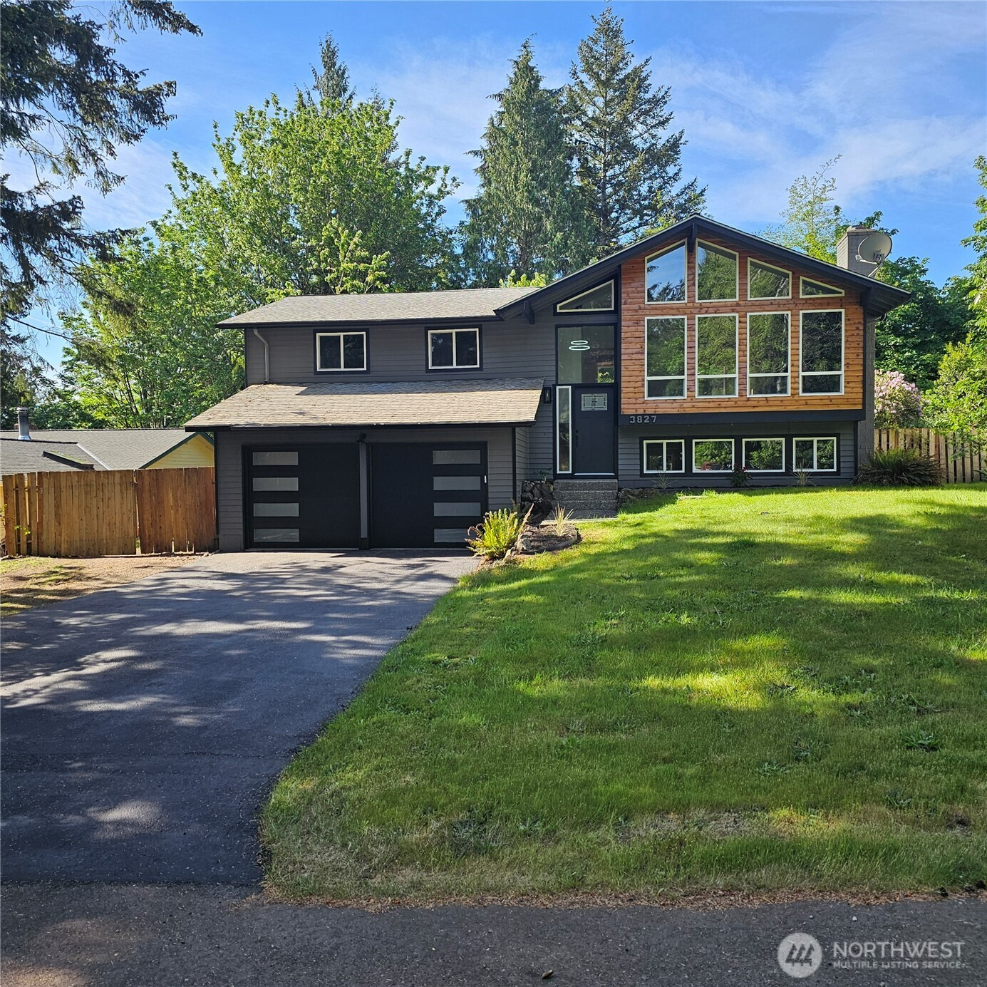 3827 Roosevelt Street NE, Bremerton, WA 98311
