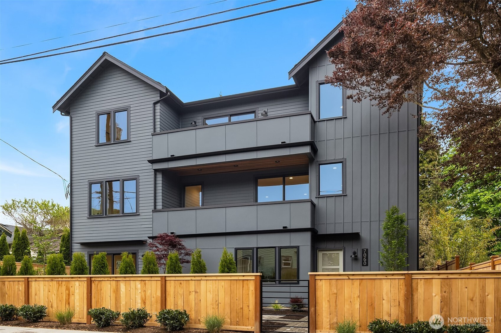 7060 Cleopatra Place NW, Seattle, WA 98117