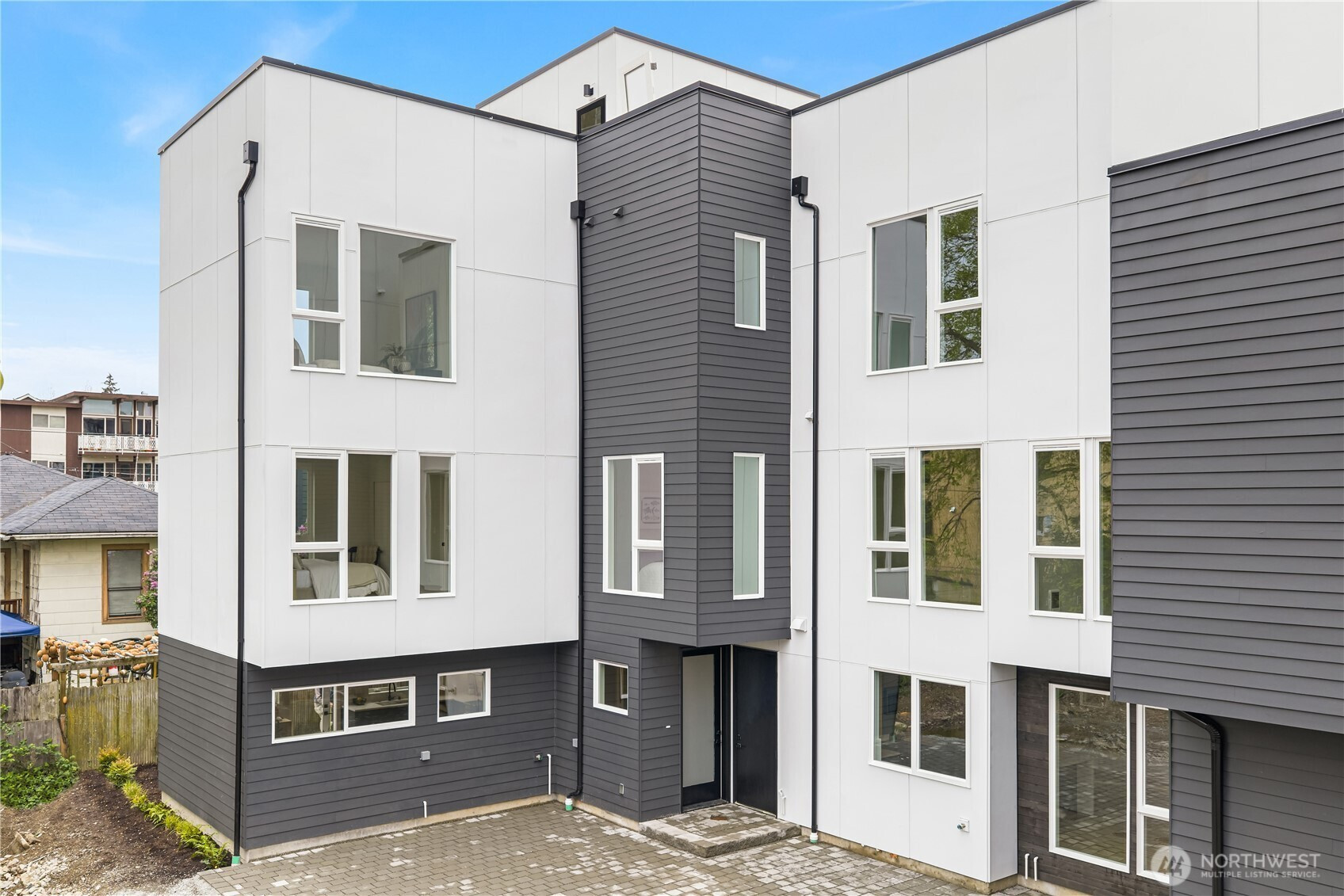 4425 Fremont Avenue N, Seattle, WA 98103
